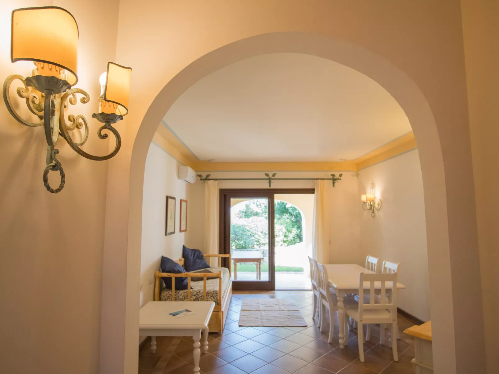 Il Giardino degli Oleandri-Inside