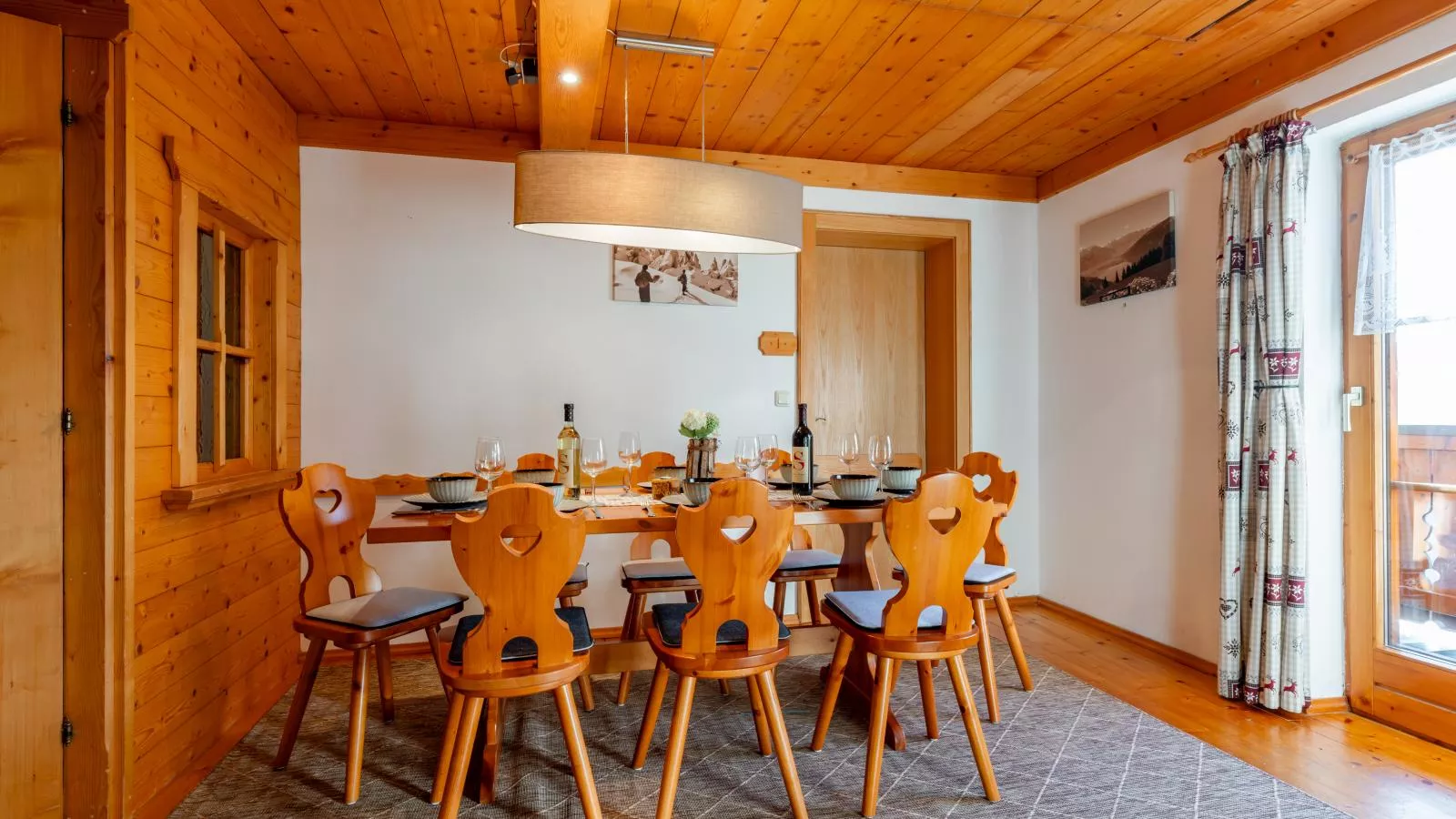 Schattbachgut-Dining room