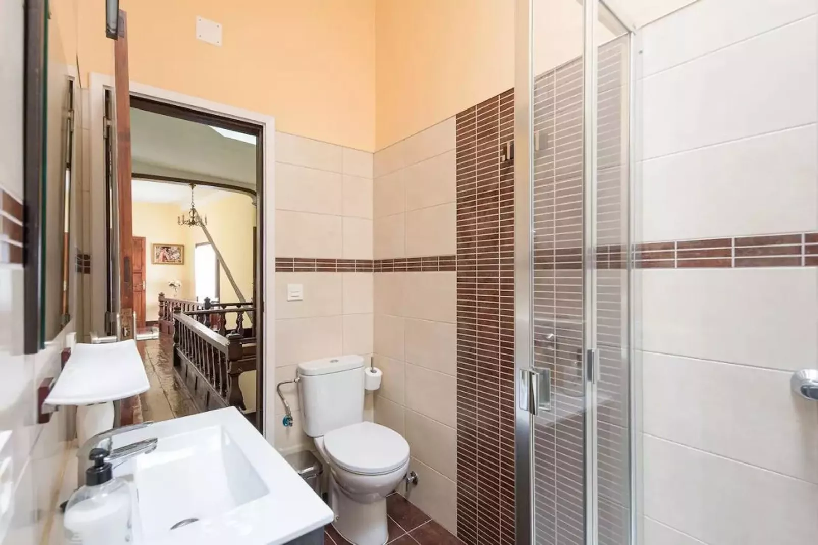 El Mas Groc 16-Bathroom