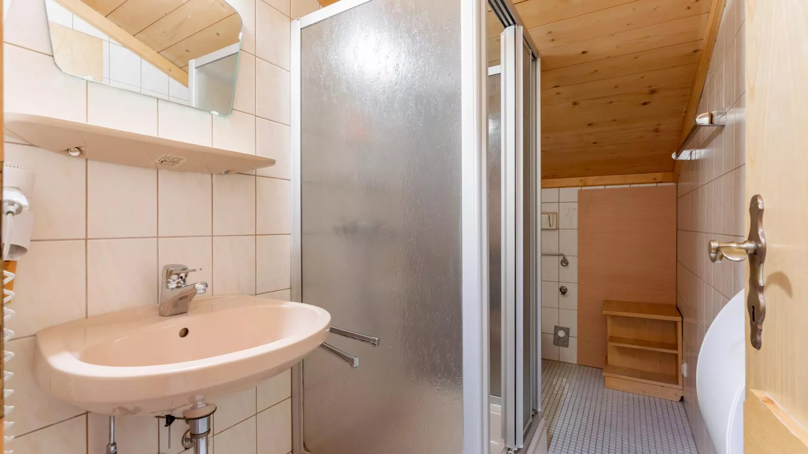 Schattbachgut-Bathroom
