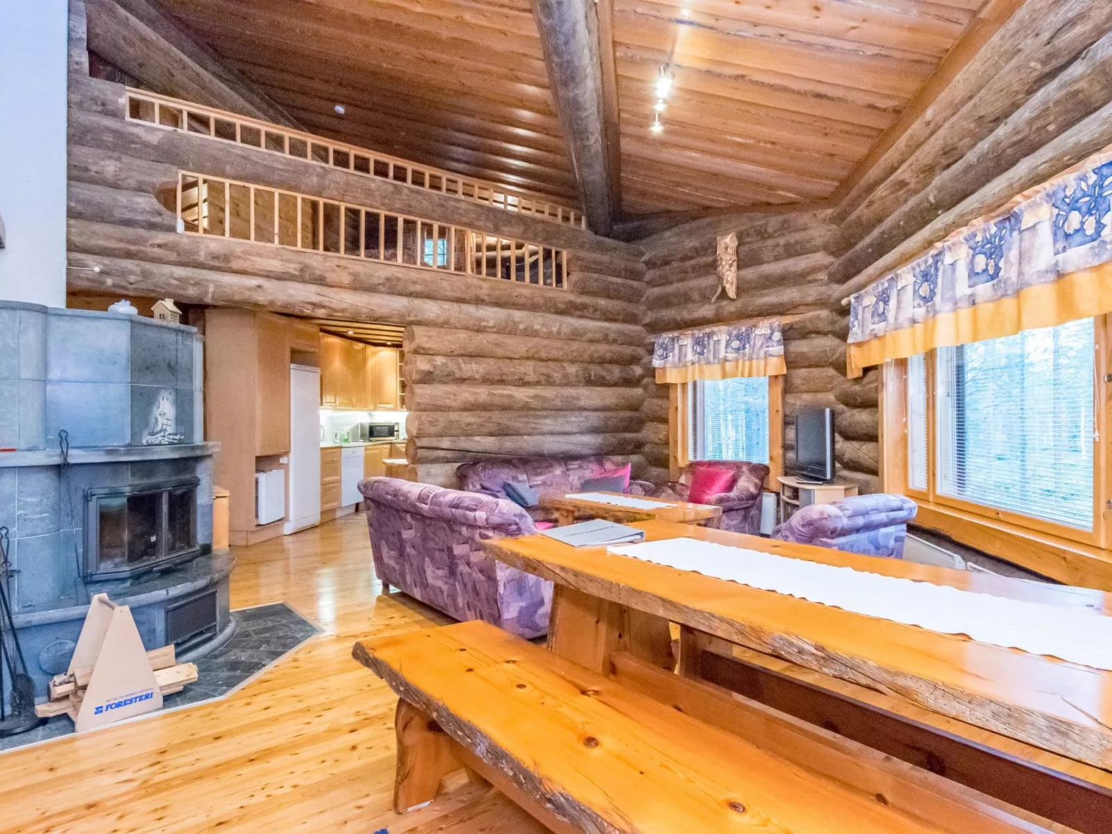 Kiimaselän hovi, kurkela-Inside