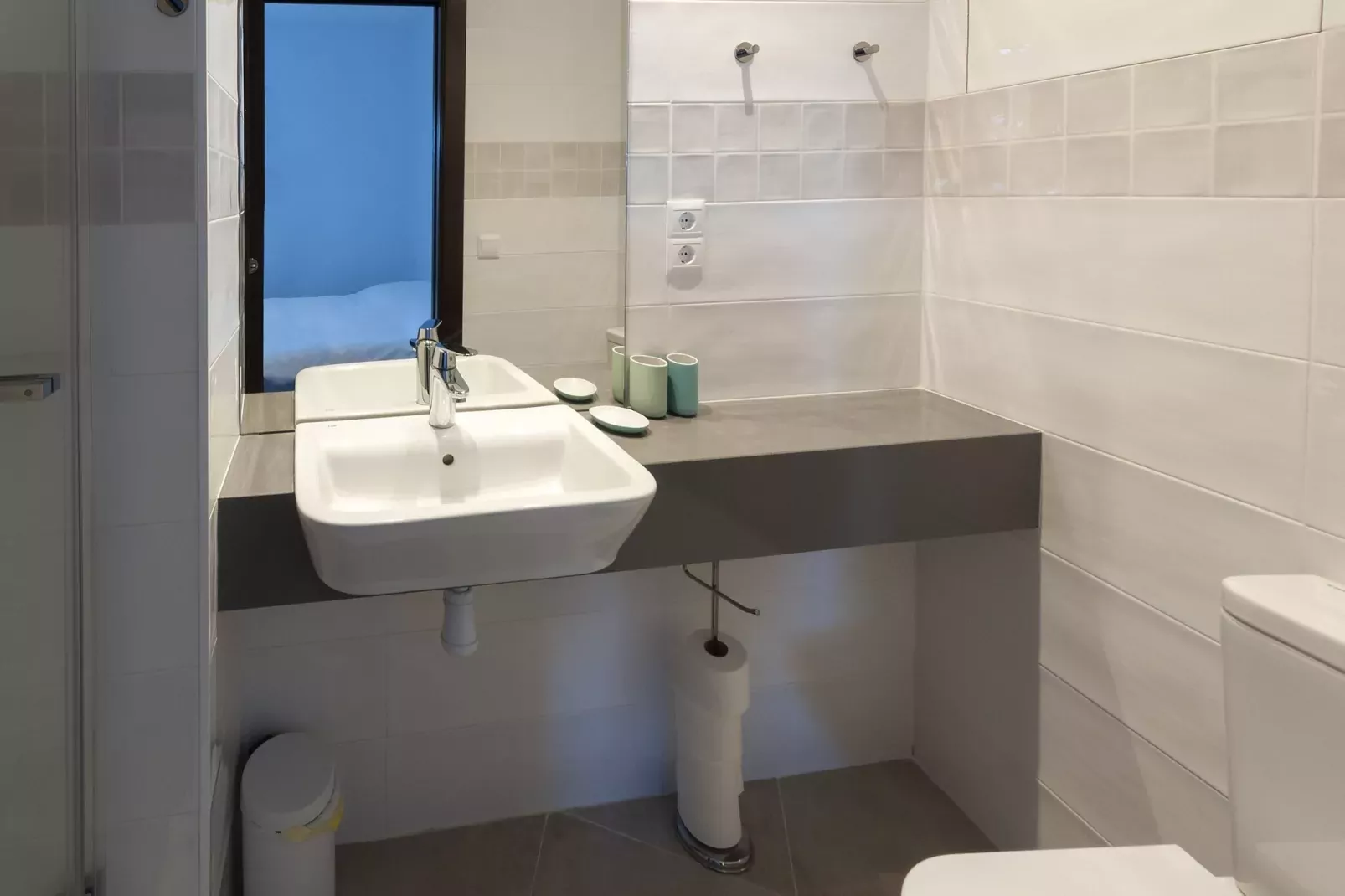 Sea Pearl-Bathroom