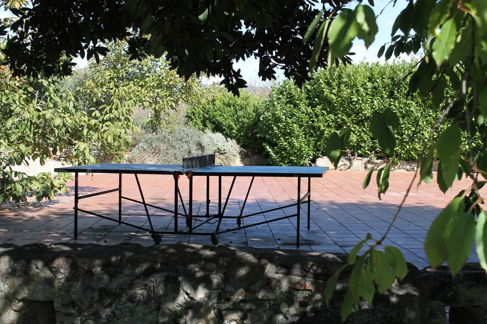 El Mas Groc 16-Gardens summer
