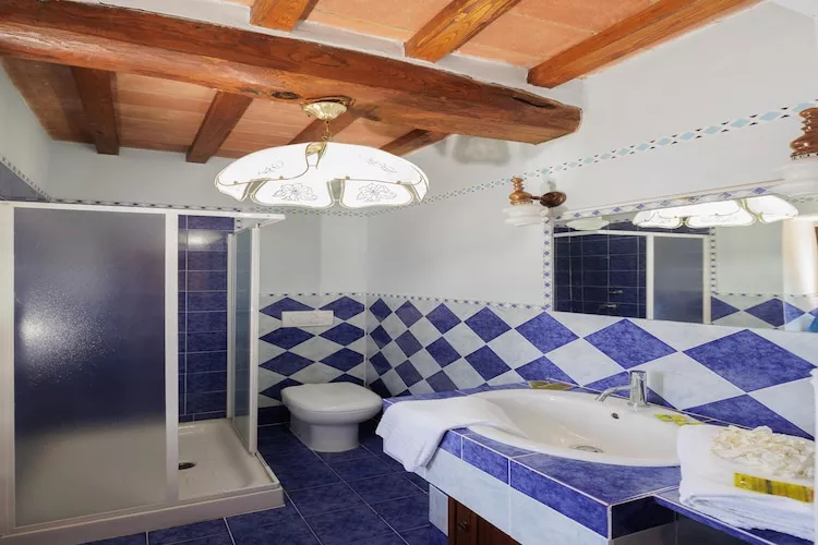 Podere Merlino-Bathroom