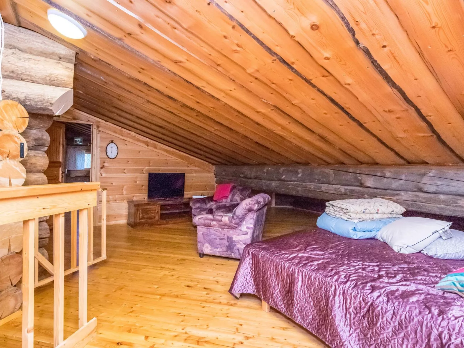 Kiimaselän hovi, kettula-Inside