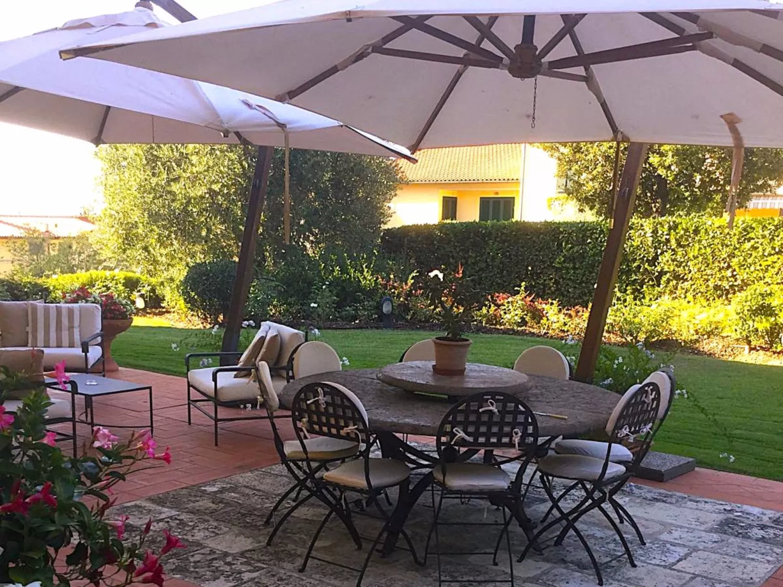 Villa Silvana-Outside