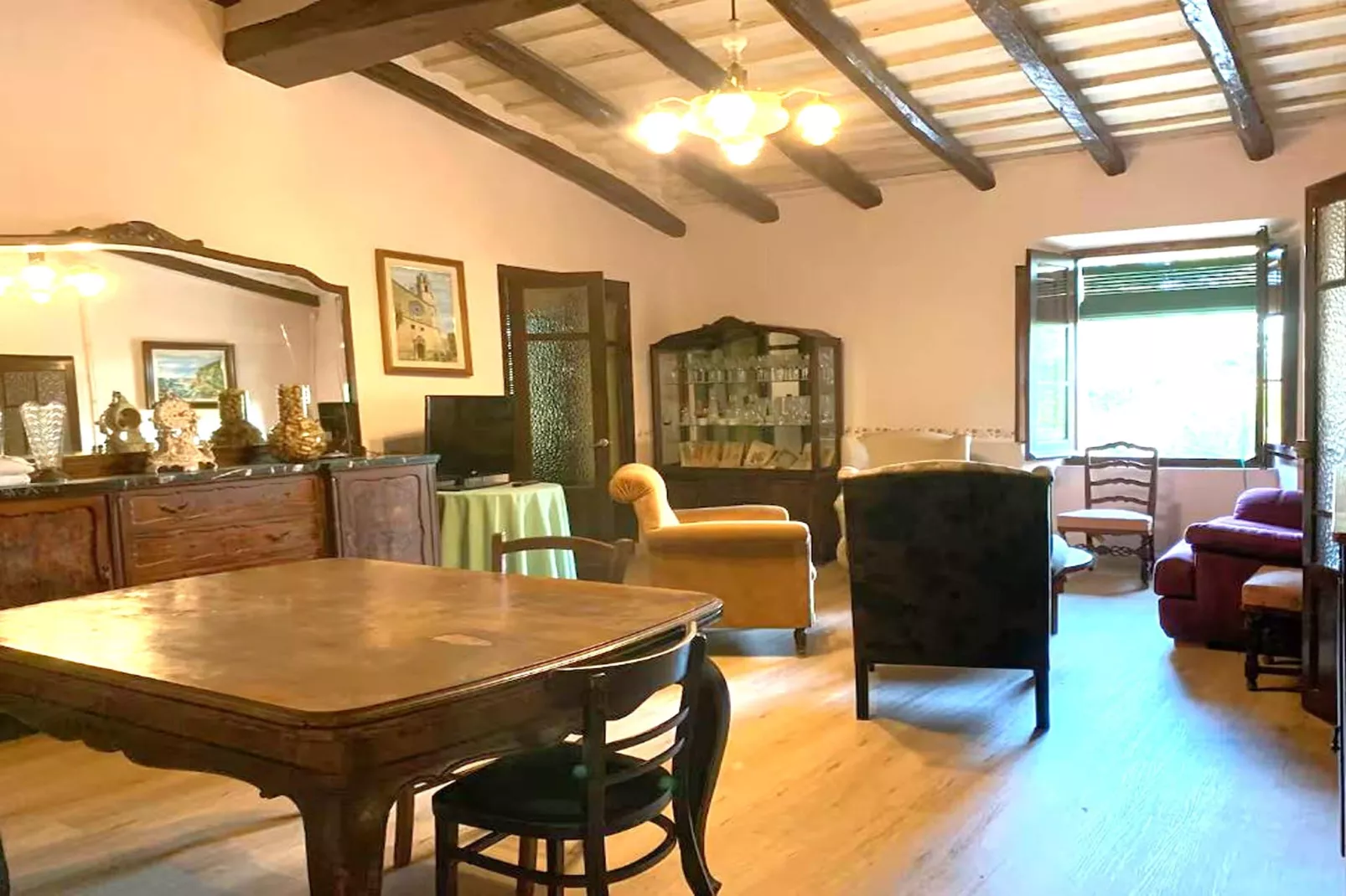 El Mas Groc 10-Dining room