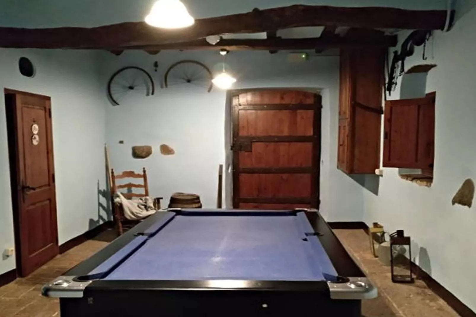 El Mas Groc 10-Recreation room