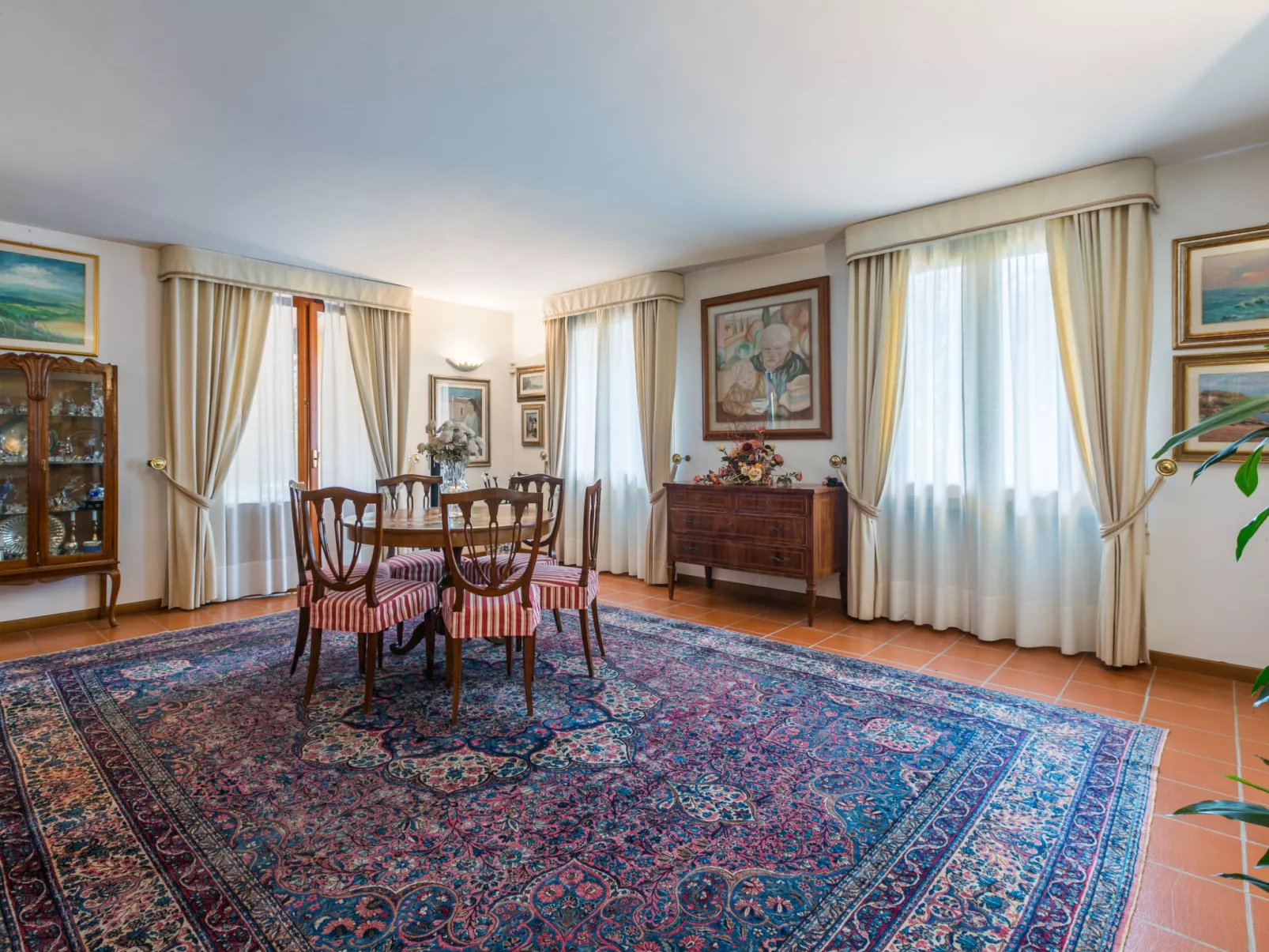 Villa Silvana-Inside