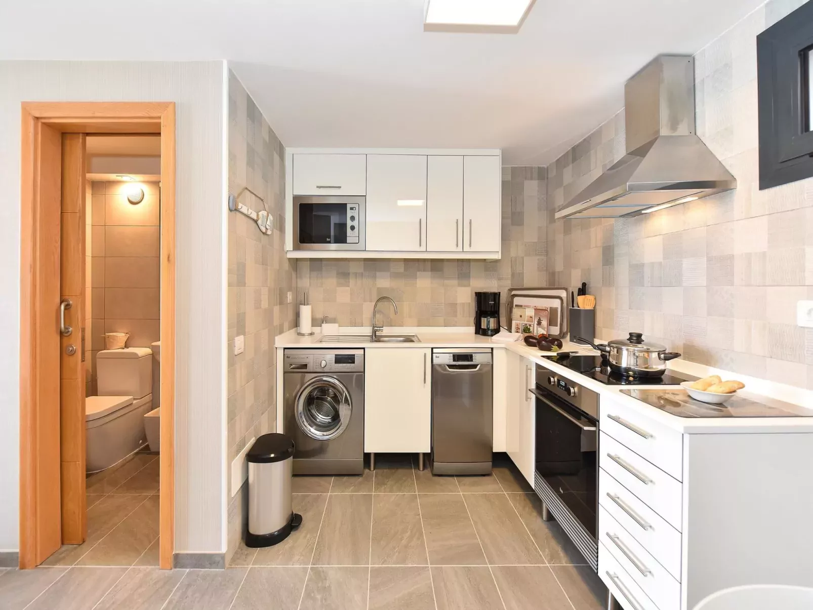 Morea Suites 1-Drinnen