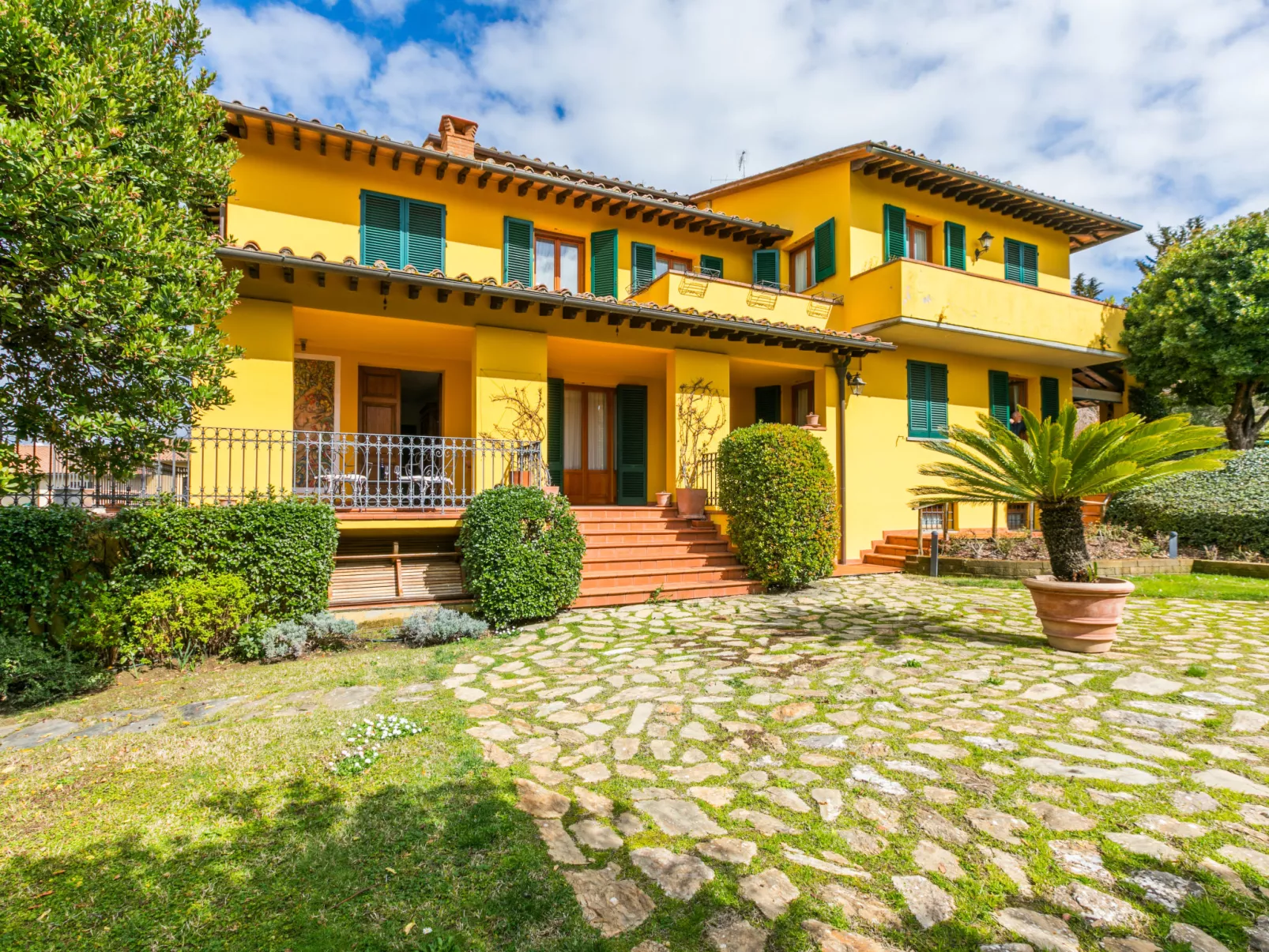 Villa Silvana-Outside