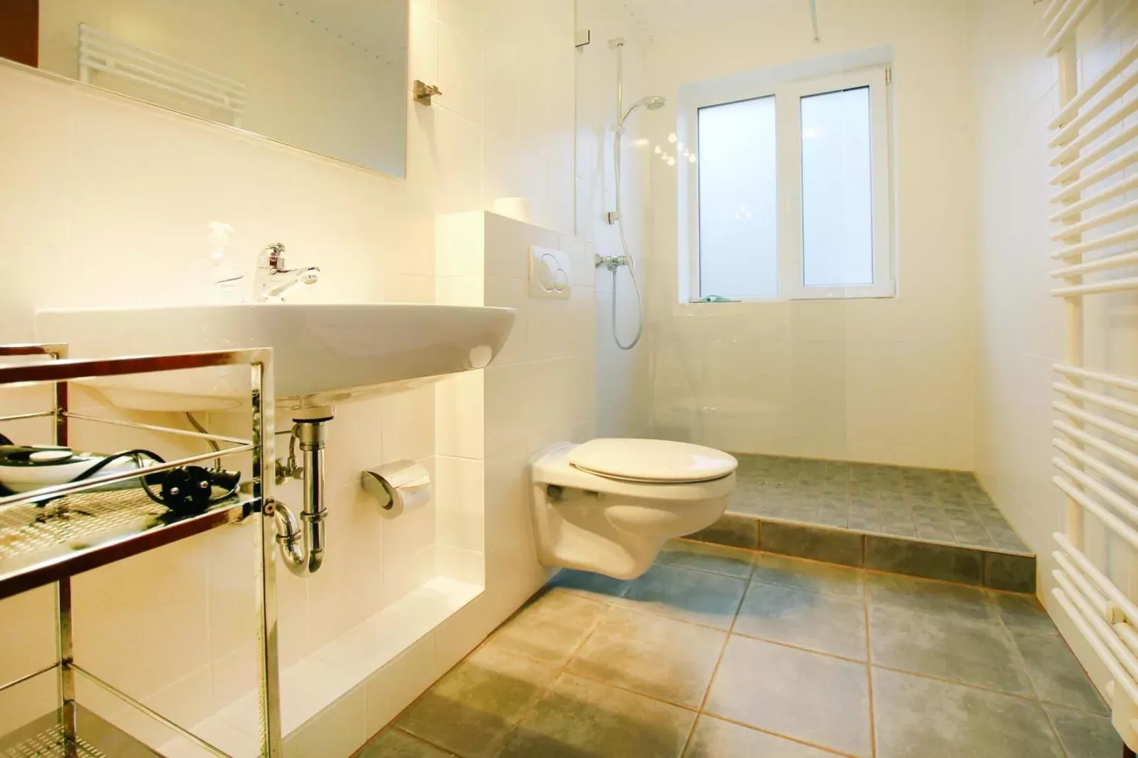 Apartementhaus Katharina Wohnung 2 - Westerland-Bathroom