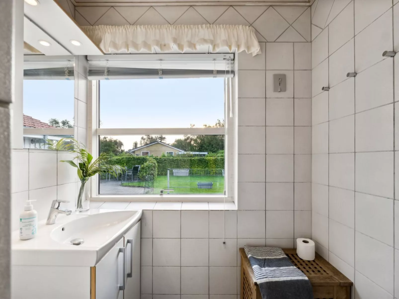 "Kalli" - 100m from the sea-Drinnen