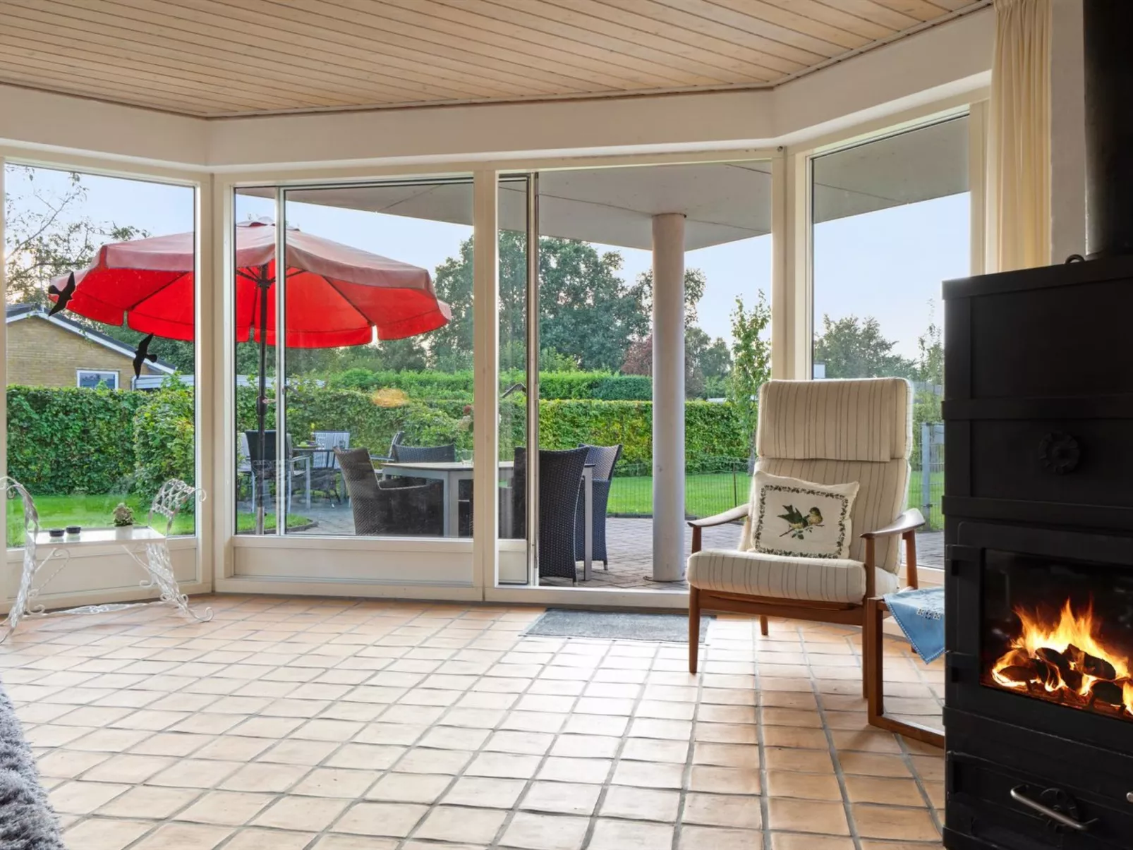 "Kalli" - 100m from the sea-Drinnen