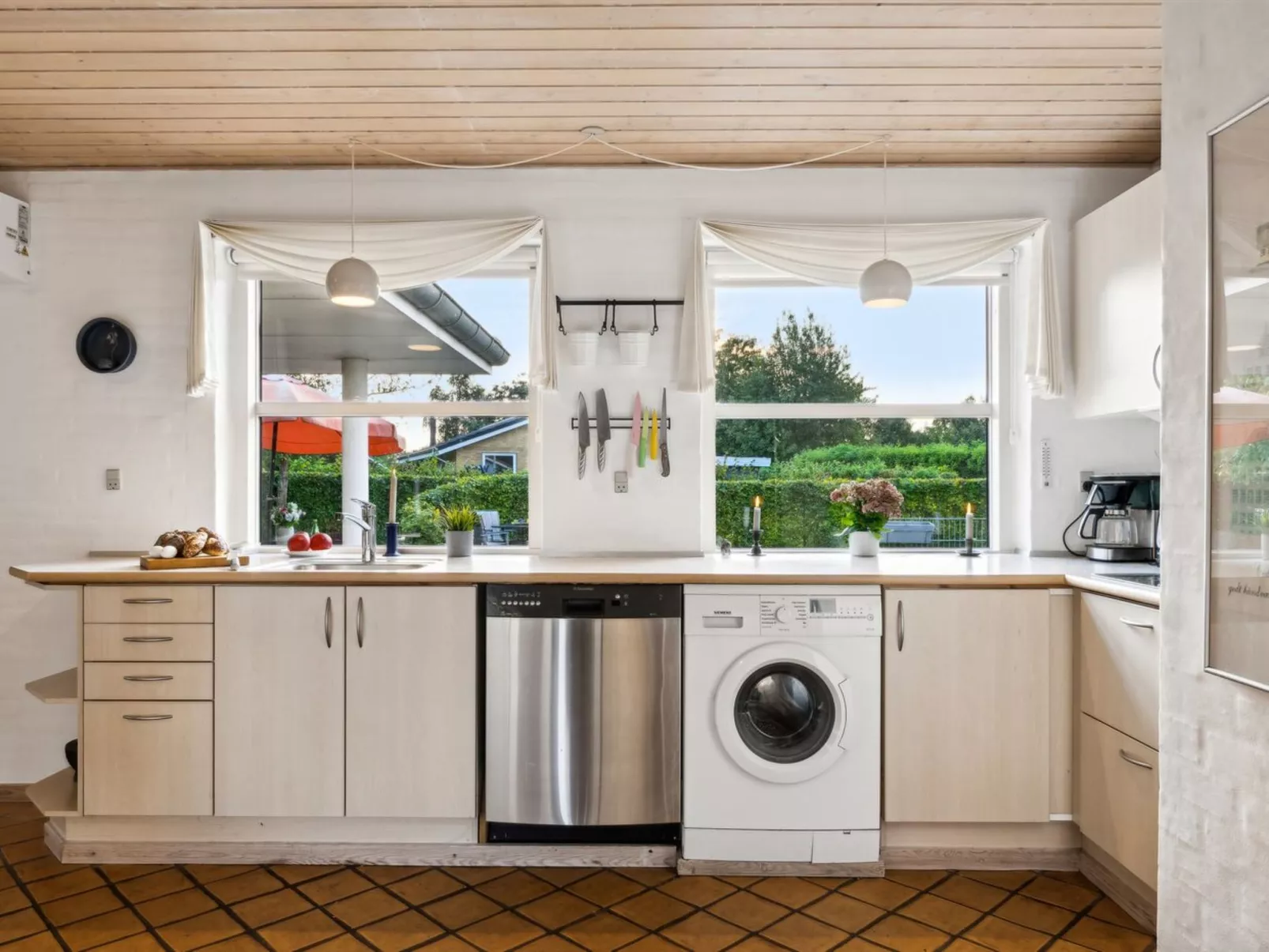 "Kalli" - 100m from the sea-Drinnen