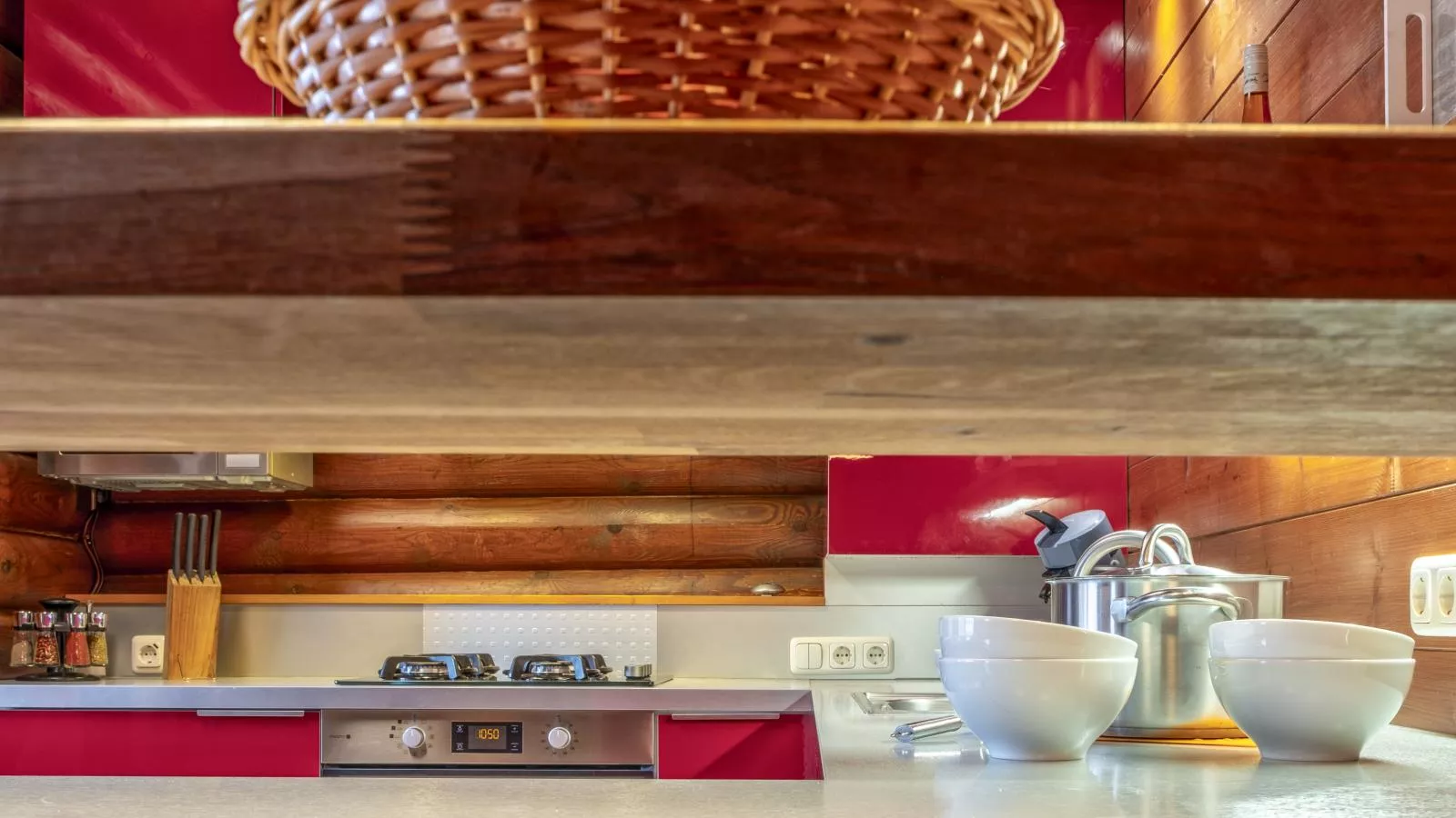 Yosi im Brixental-Kitchen
