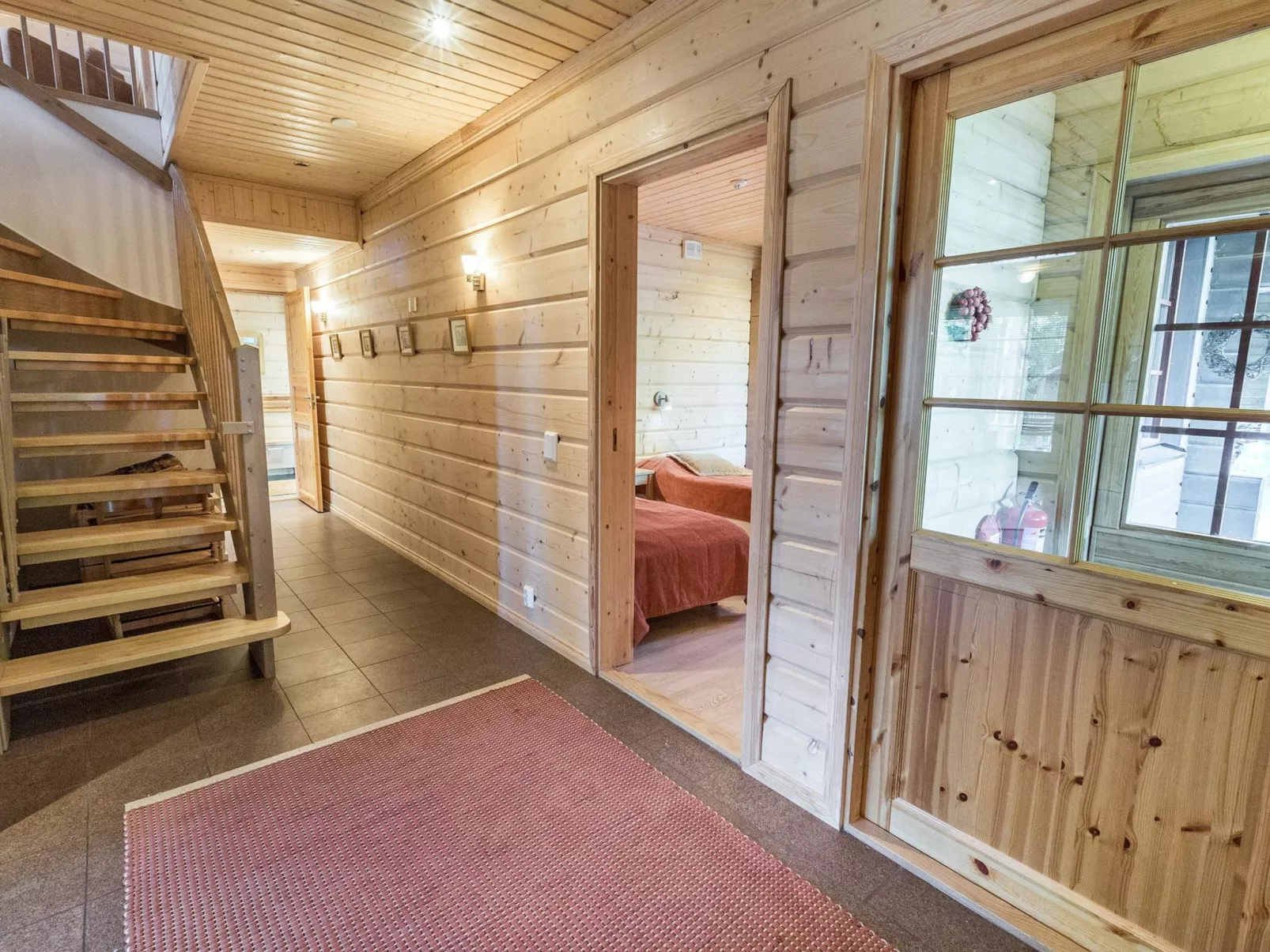 Ylläskyrö-Inside