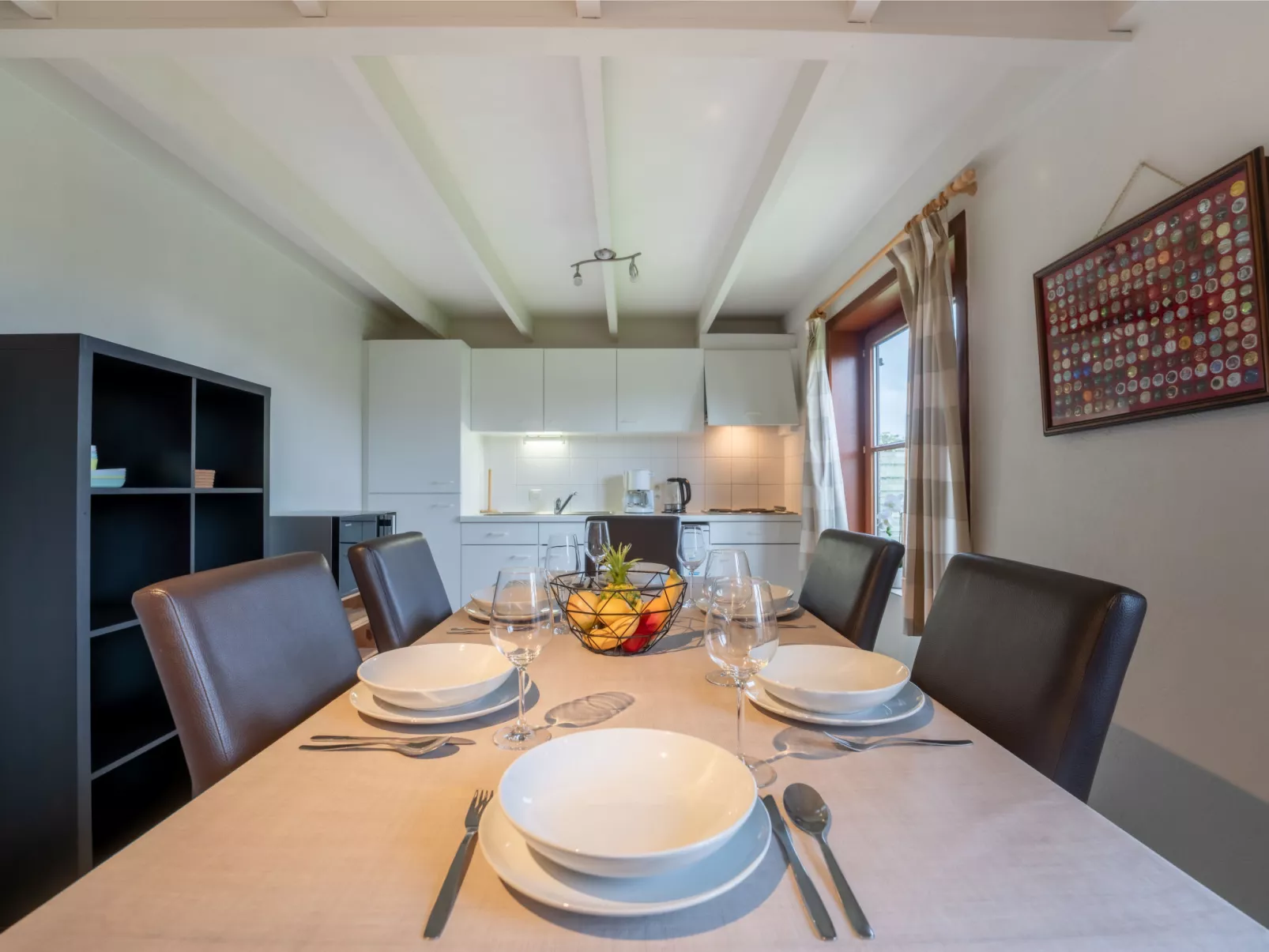 Fabiola with parking & garden-Inside