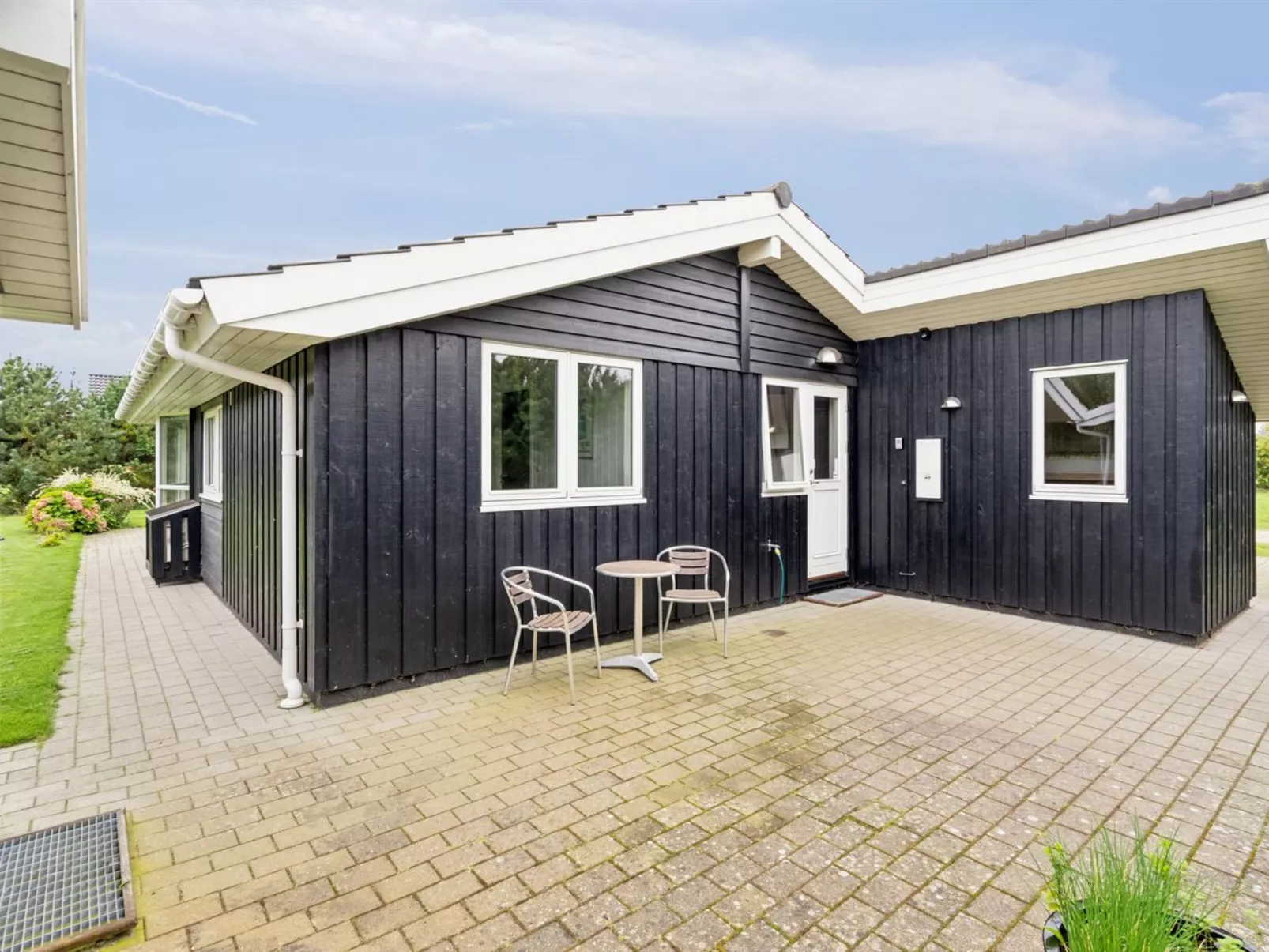 "Eljena" - 700m from the sea-Outside