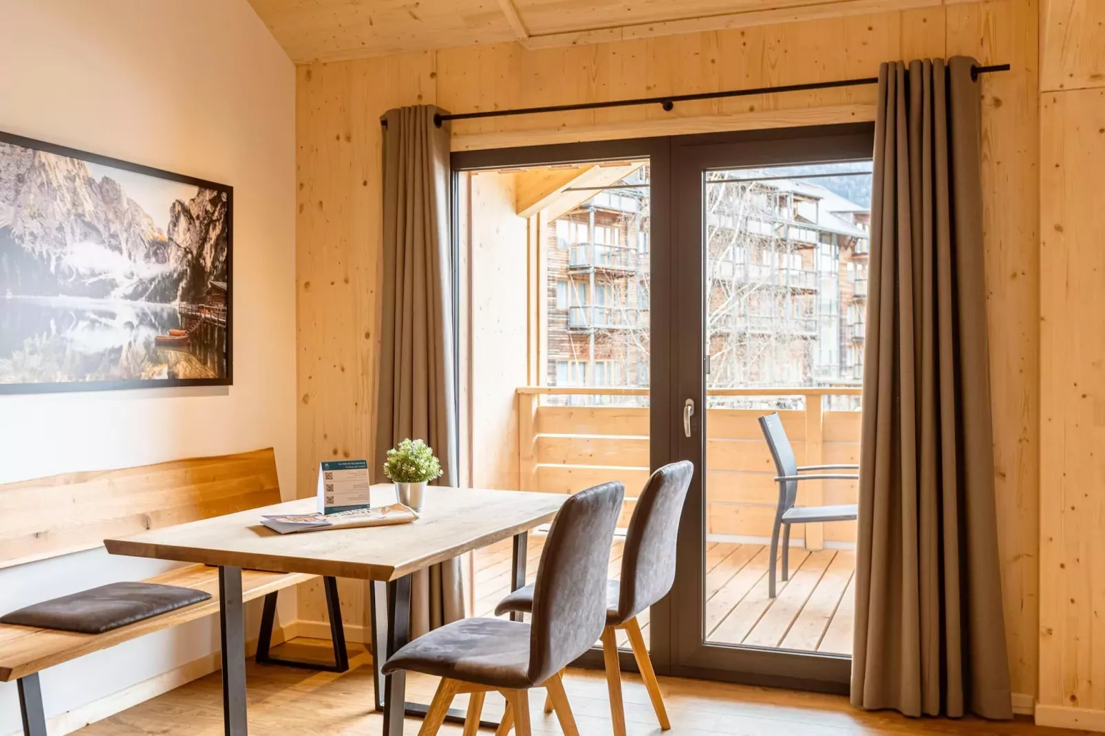 Kreischberg Apartments 5-Dining room