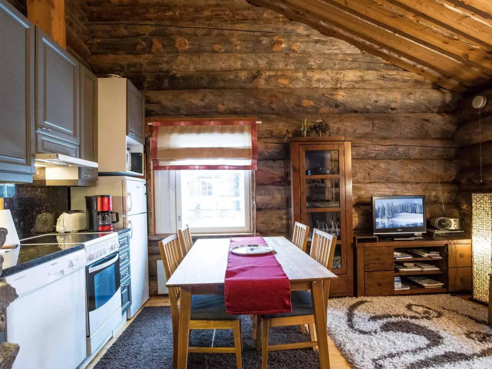 Lomaylläs d58 /palovaarankaarre 11b-Inside