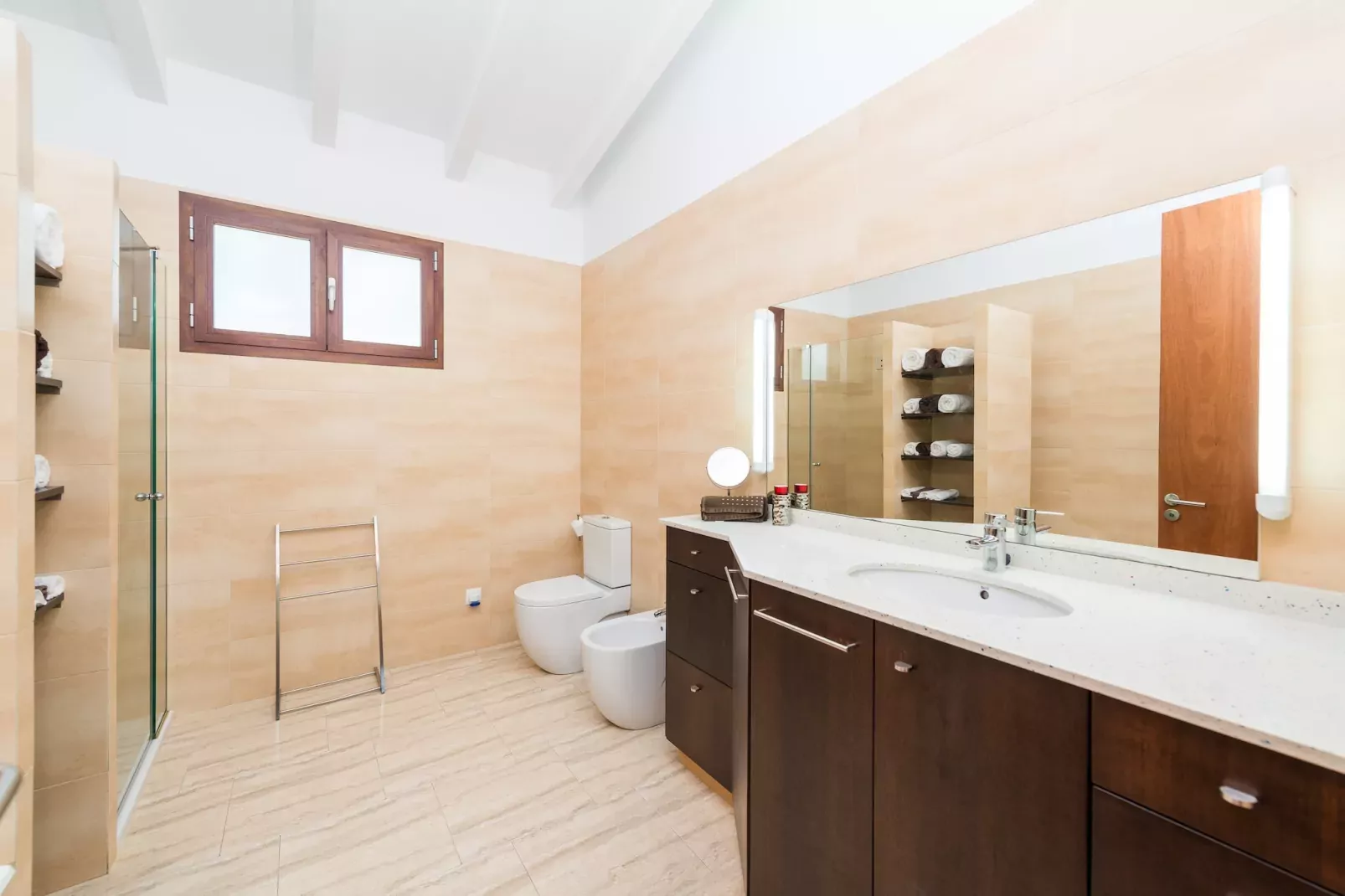 Es Serral-Bathroom
