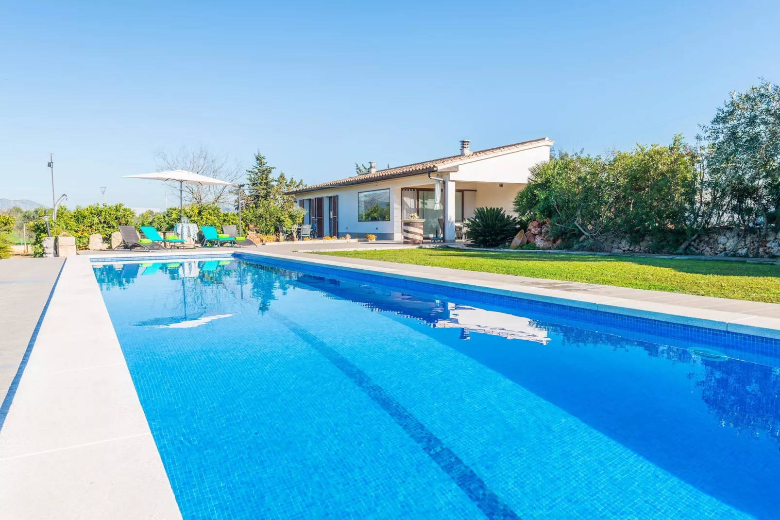 Es Serral-Exterior summer