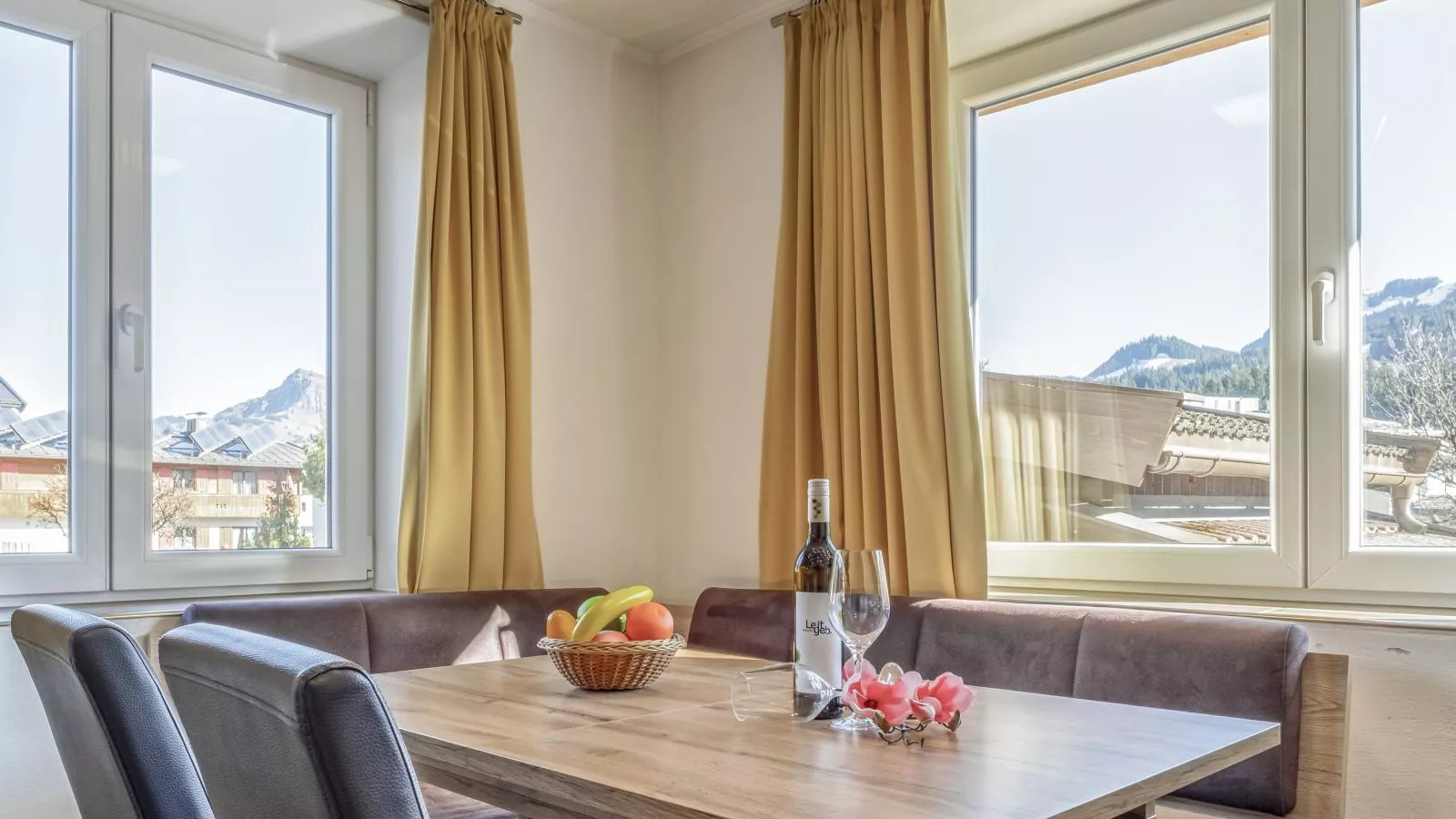 Chalet Staffner unten-Dining room