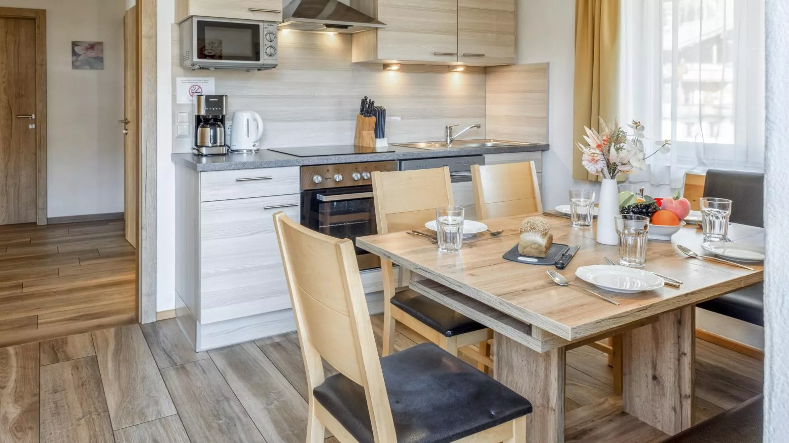 Chalet Staffner oben-Dining room