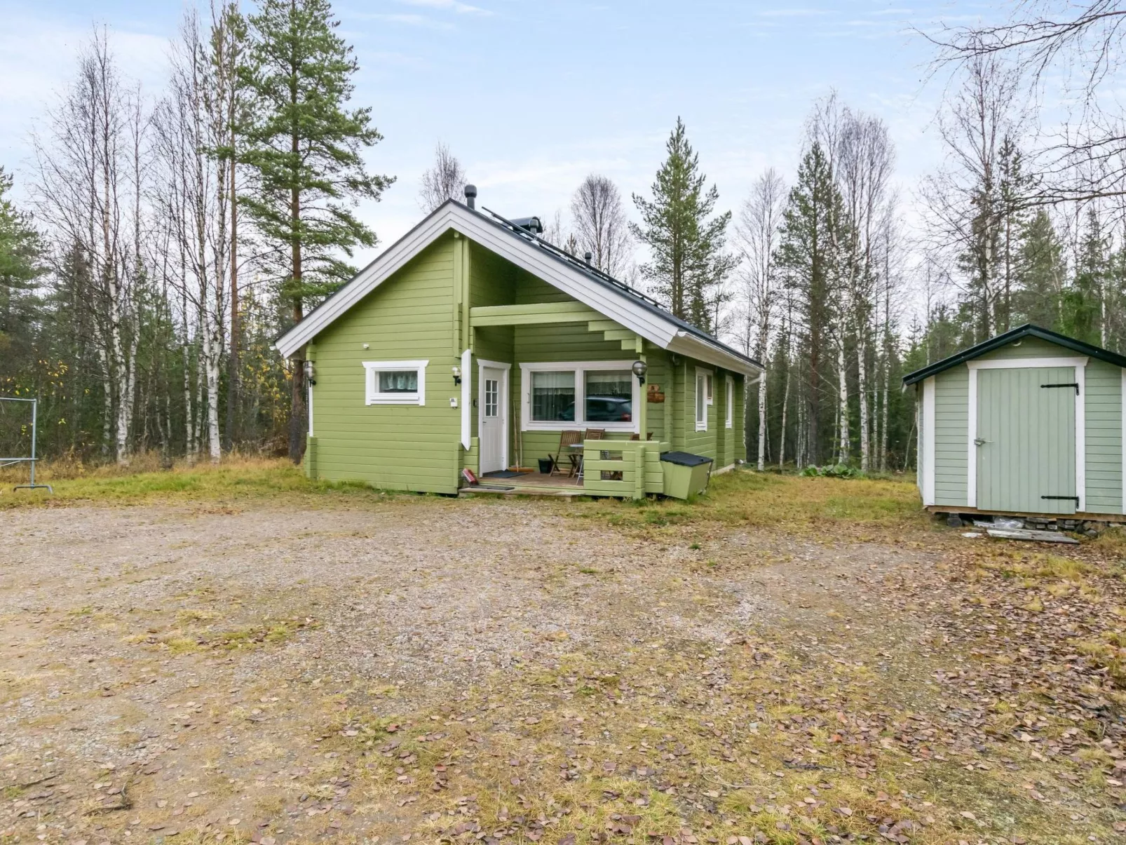 Pyhä-vuonelo-Outside