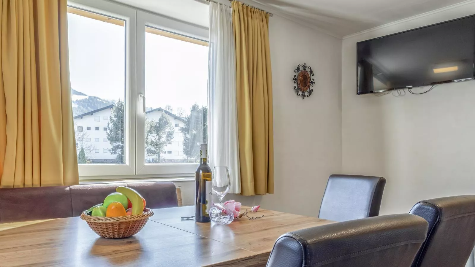 Chalet Staffner-Dining room