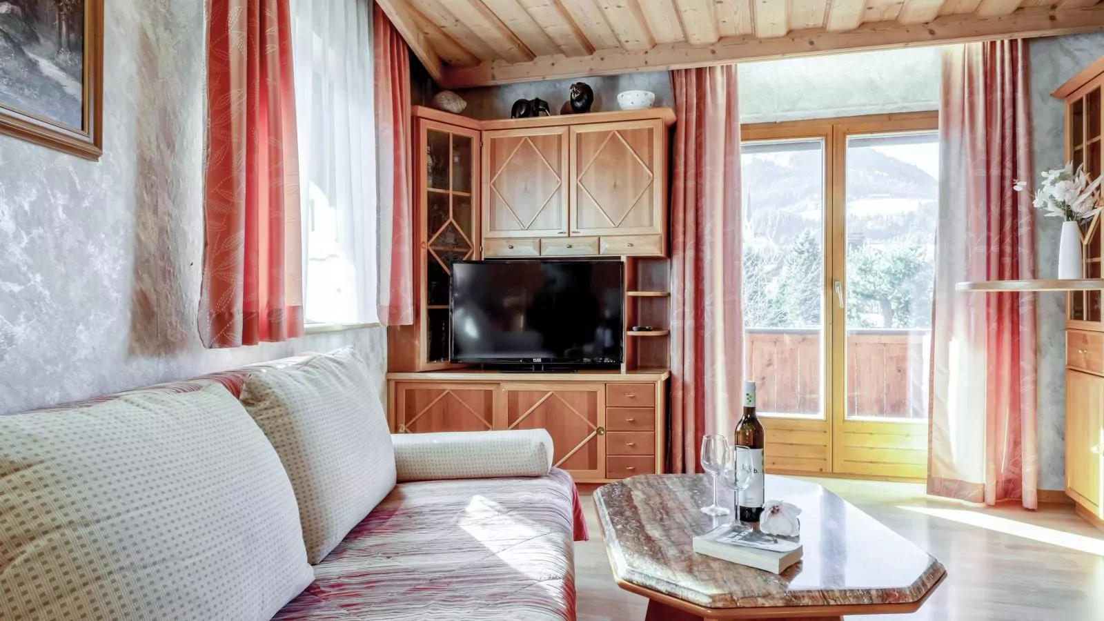 Gästehaus Staffner-Living room