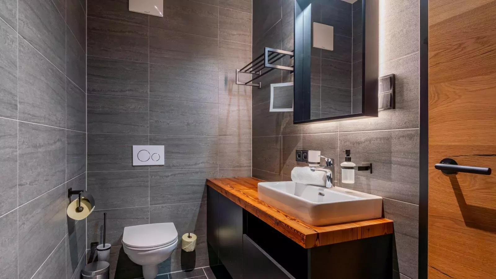 Zirbenlodge Sonnenalpe Nassfeld-Bathroom