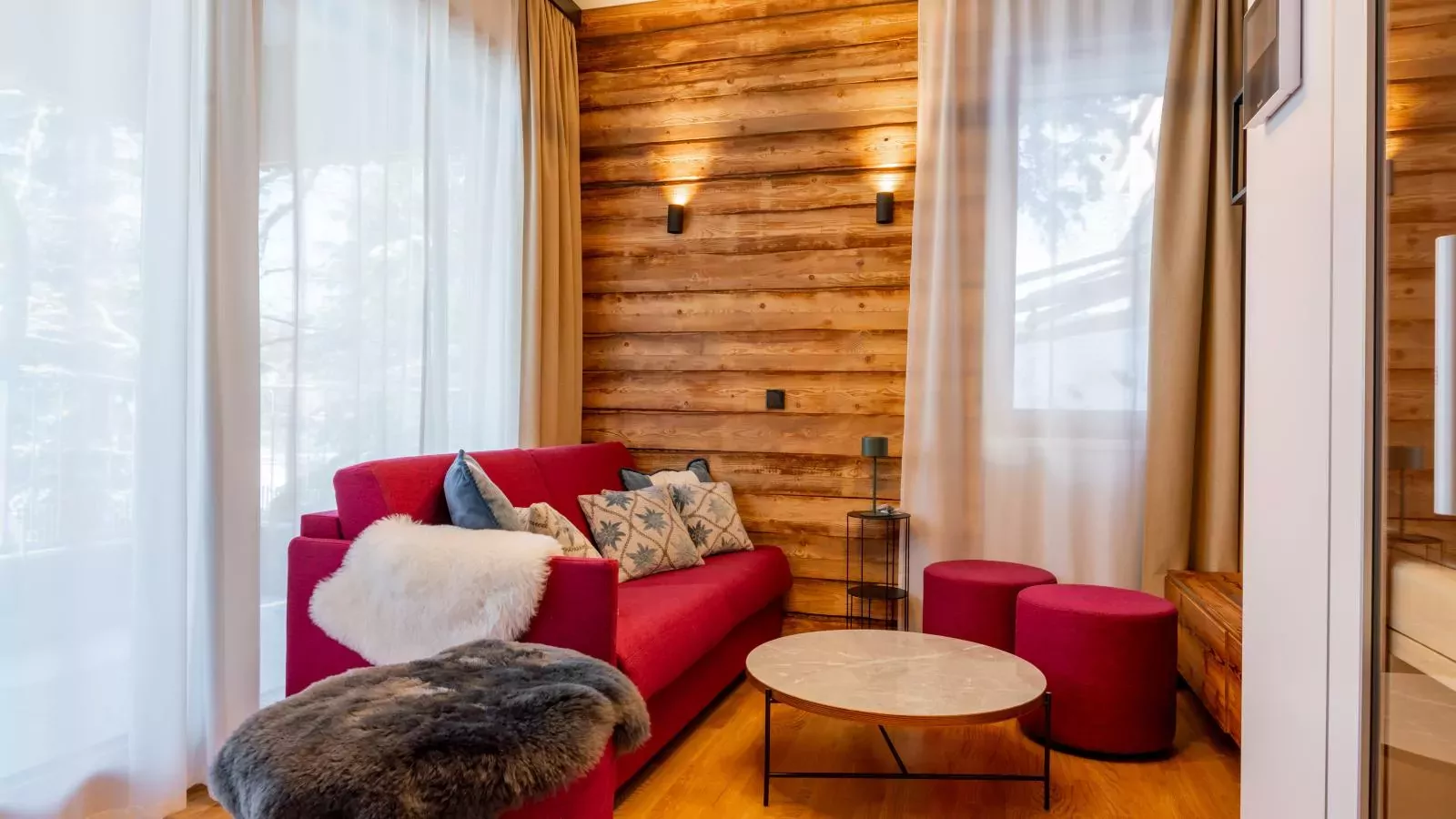 Zirbenlodge Sonnenalpe Nassfeld-Living room