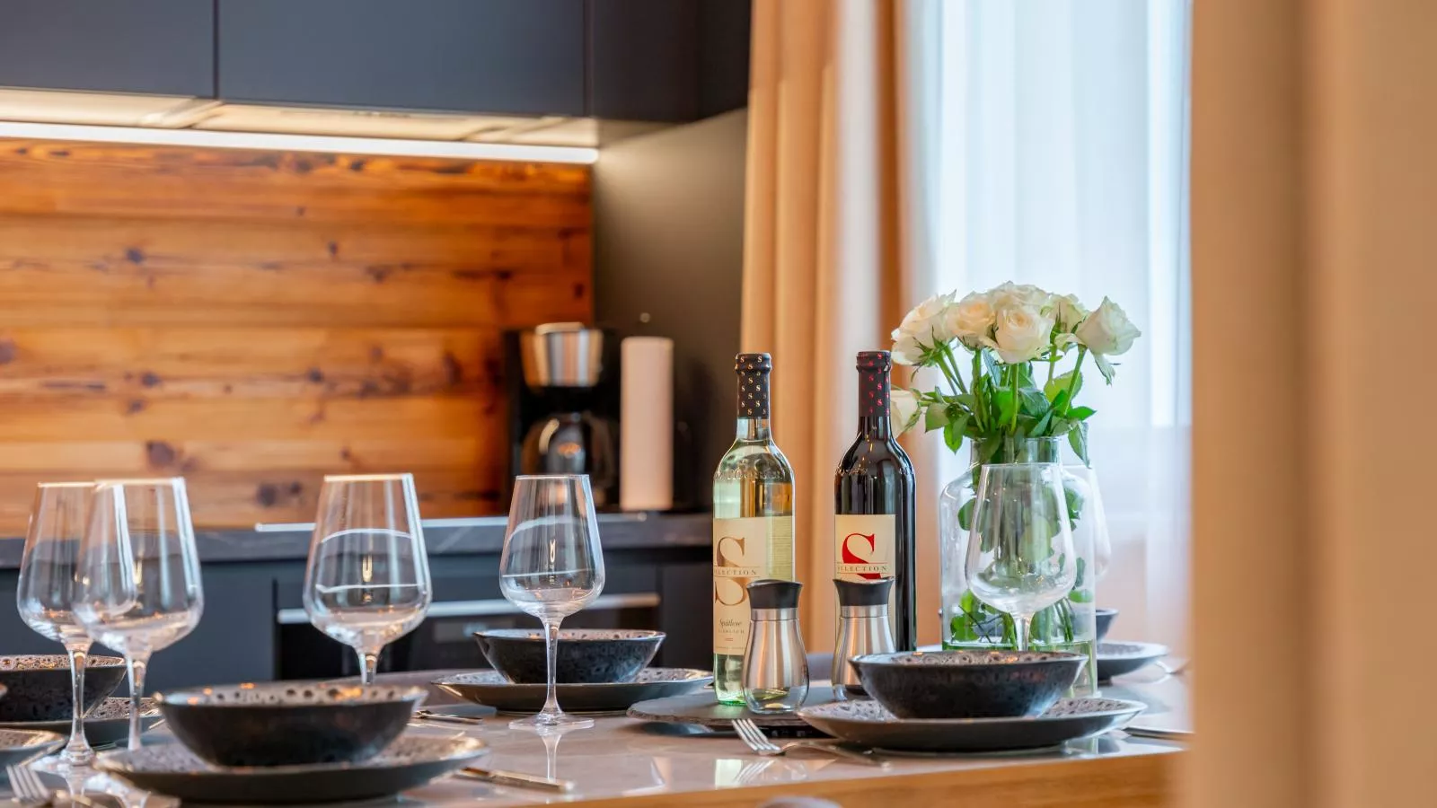 Zirbenlodge Sonnenalpe Nassfeld-Dining room