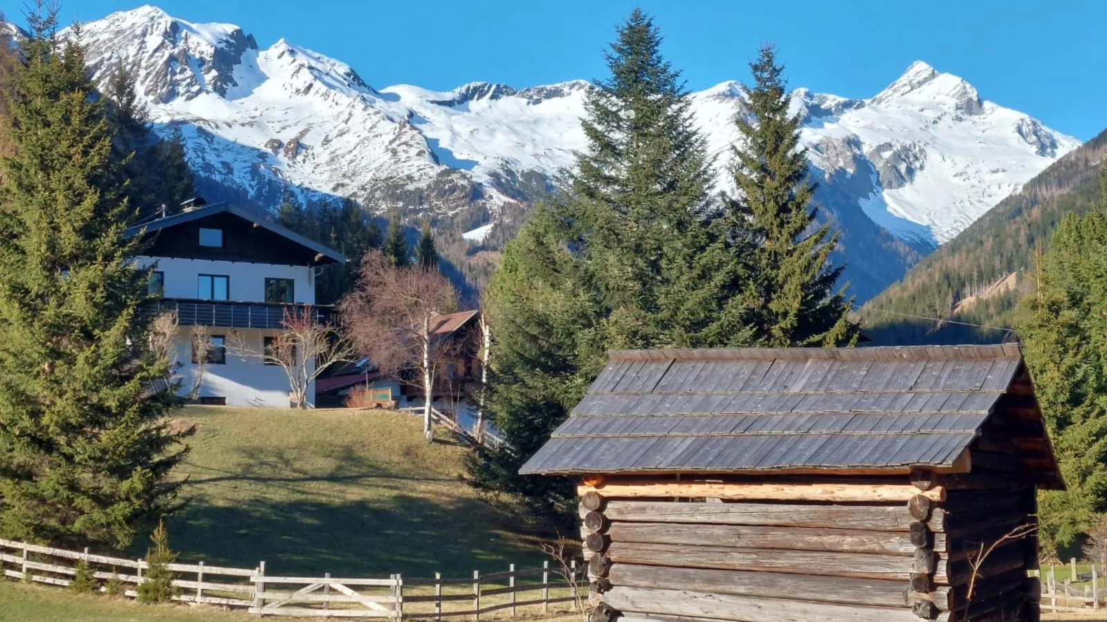 Landhaus Herz der Tauern-Exterior winter