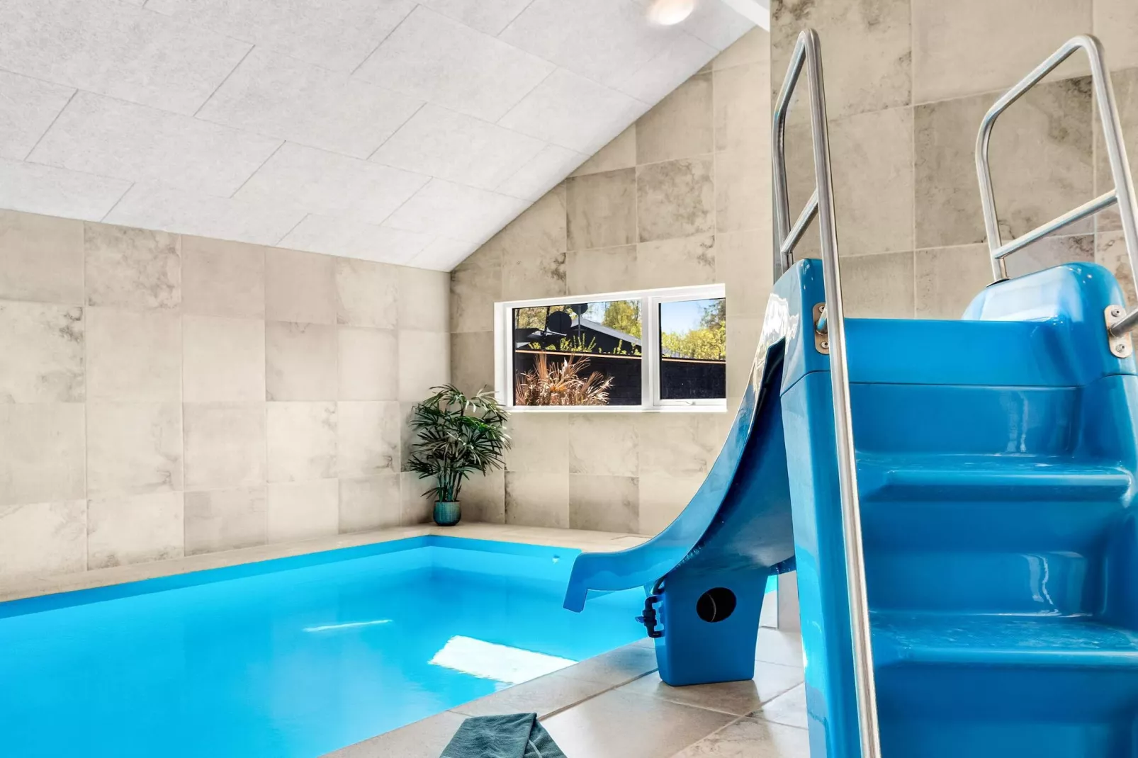 5 star holiday home in Dronningmølle-Pool