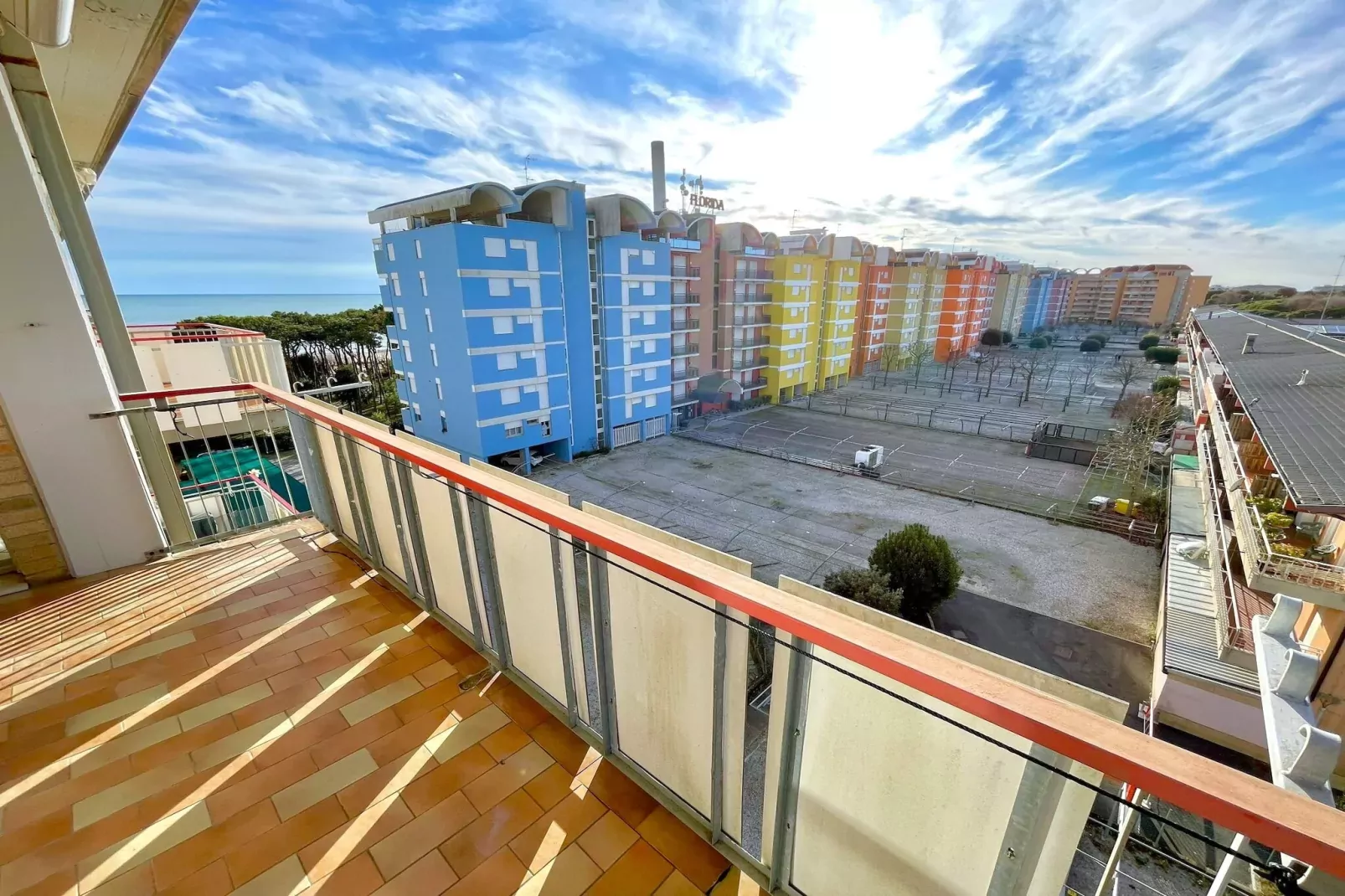 Riviera 30-View summer