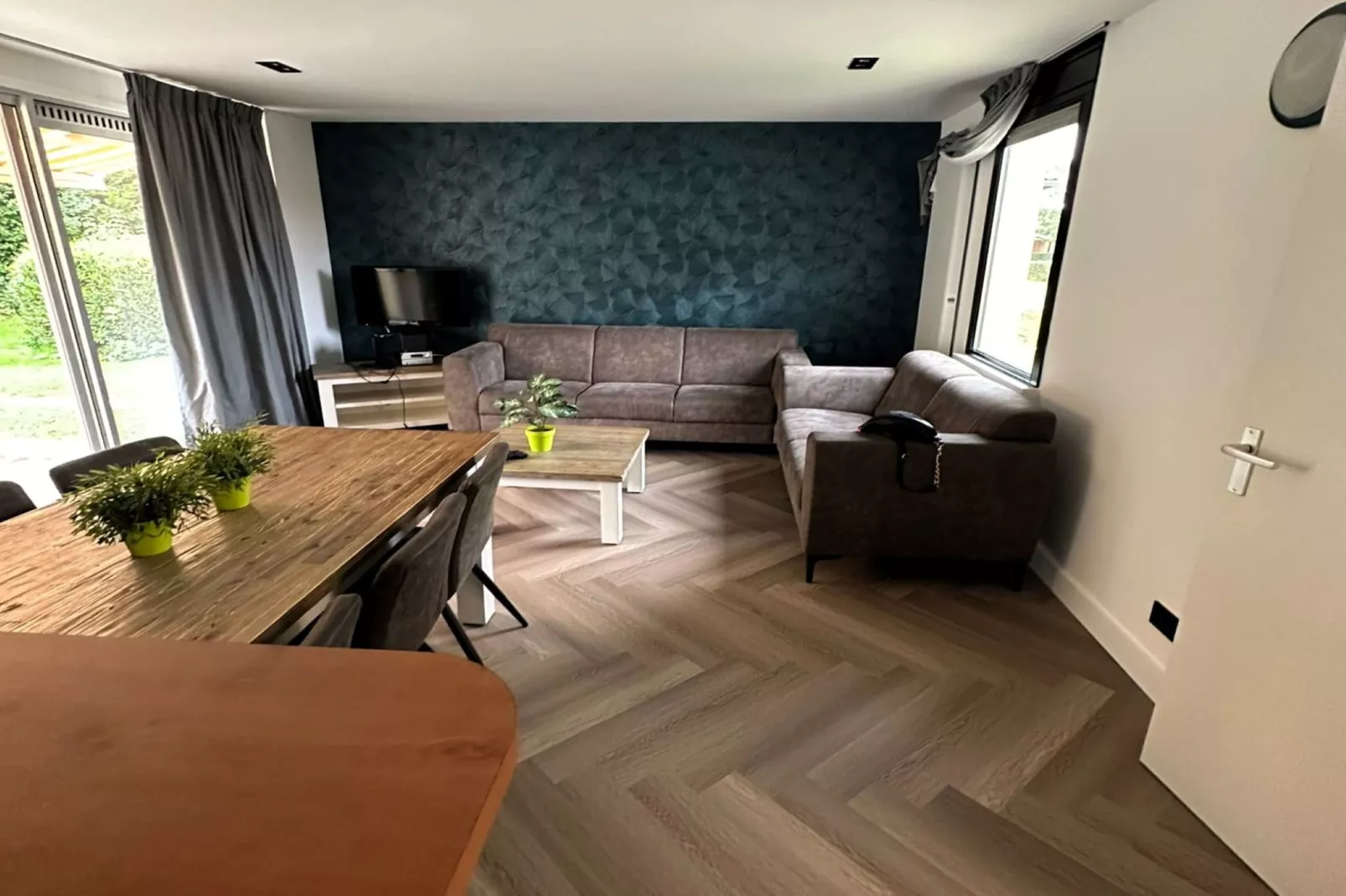 Gelijkvloerse vakantiewoning 6p huisje 17-Wohnzimmer