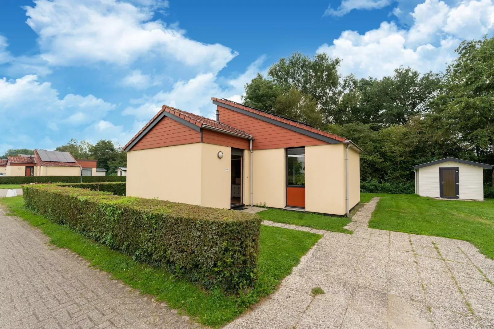 Gelijkvloerse vakantiewoning 6p huisje 57-Exterior summer