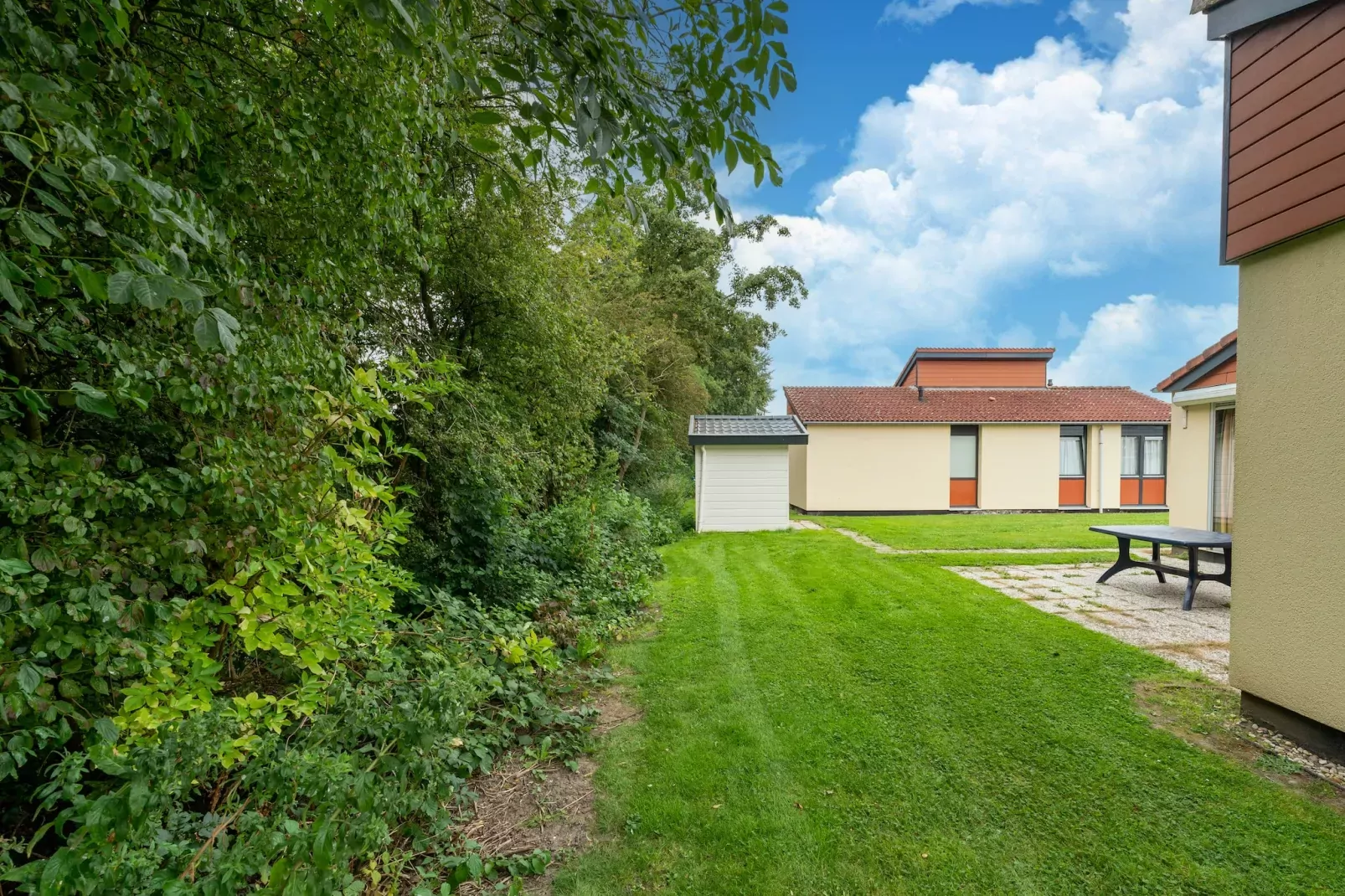 Gelijkvloerse vakantiewoning 6p huisje 57-Gardens summer