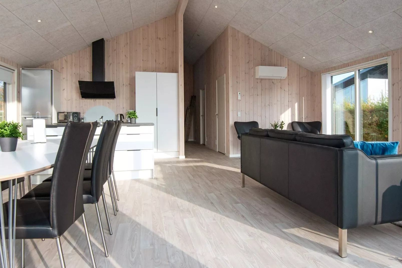 Luxury Beach House with Spa - By Traum Ferienwohnungen-Indoor