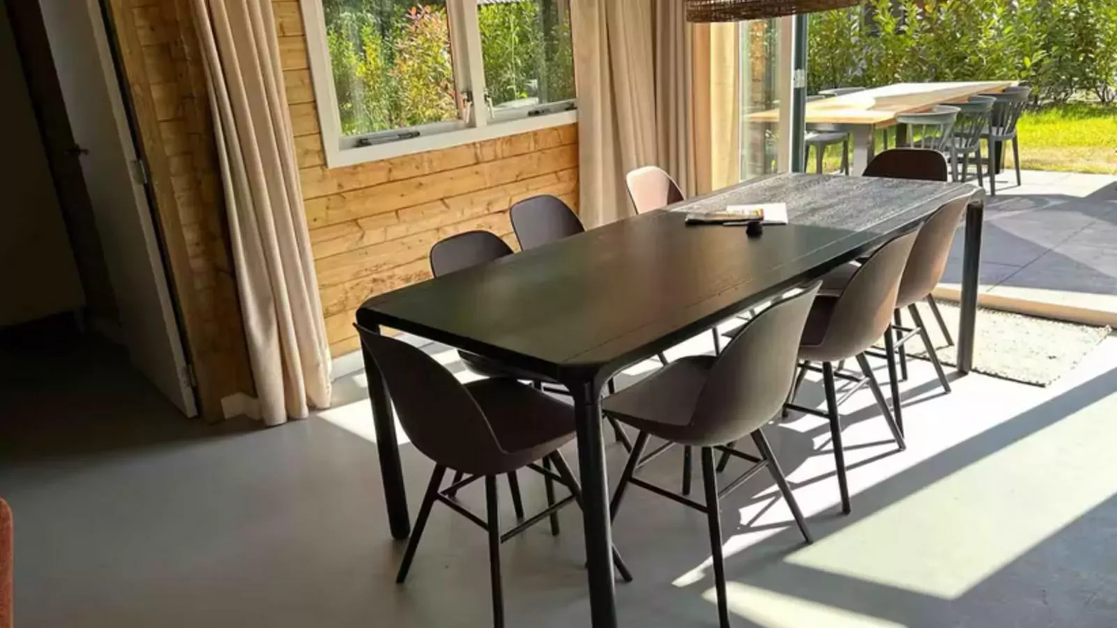 Oak Valley 15-Dining room