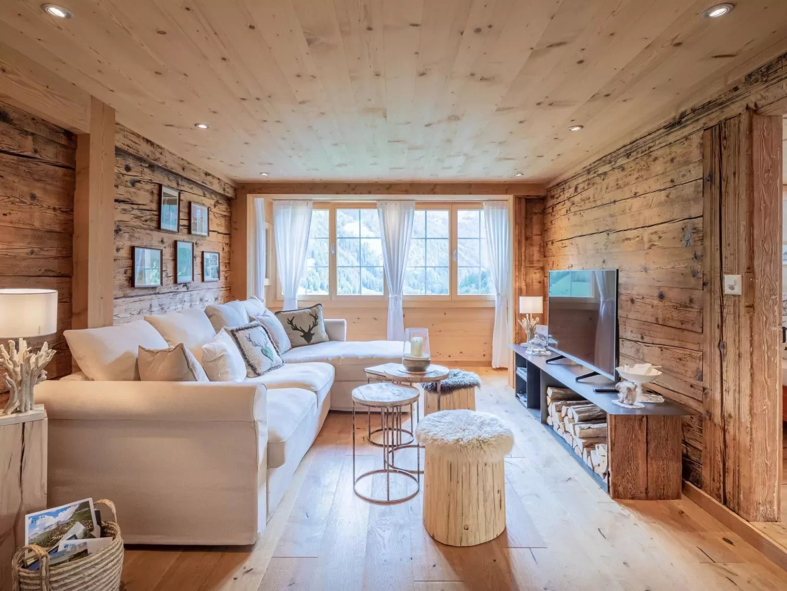 Chalet Bijou+ 1 OG-Drinnen