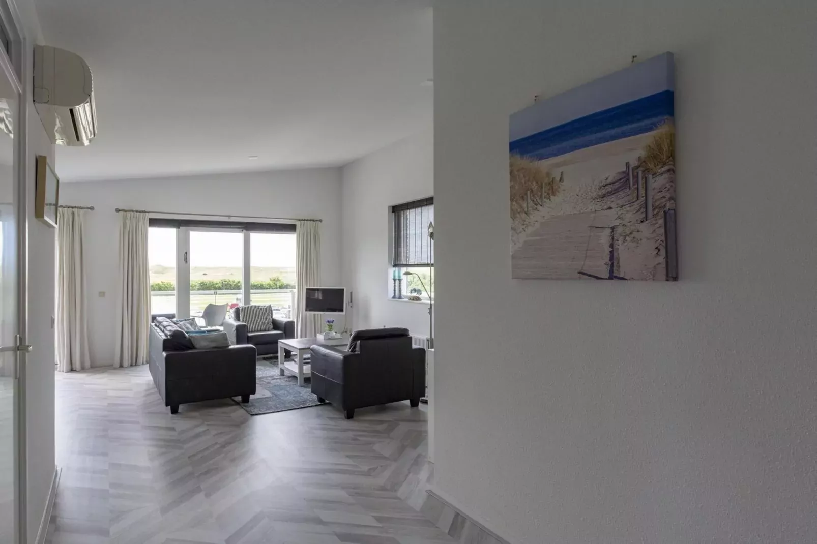 Strandleven 201-Living room