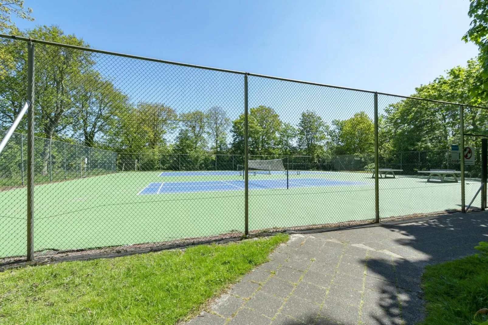 Duinland 89-Facilities
