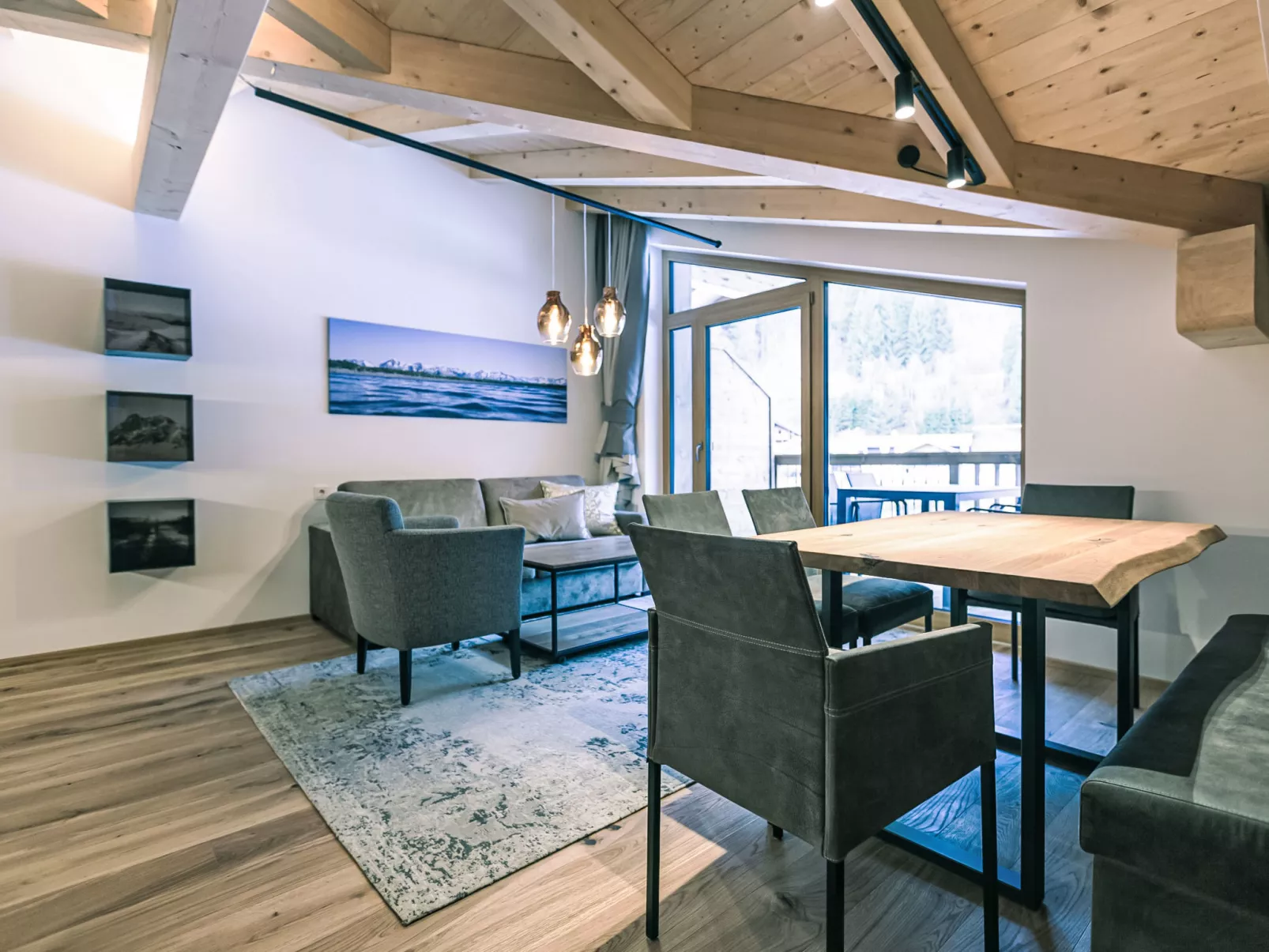 Venediger Lodge-Inside