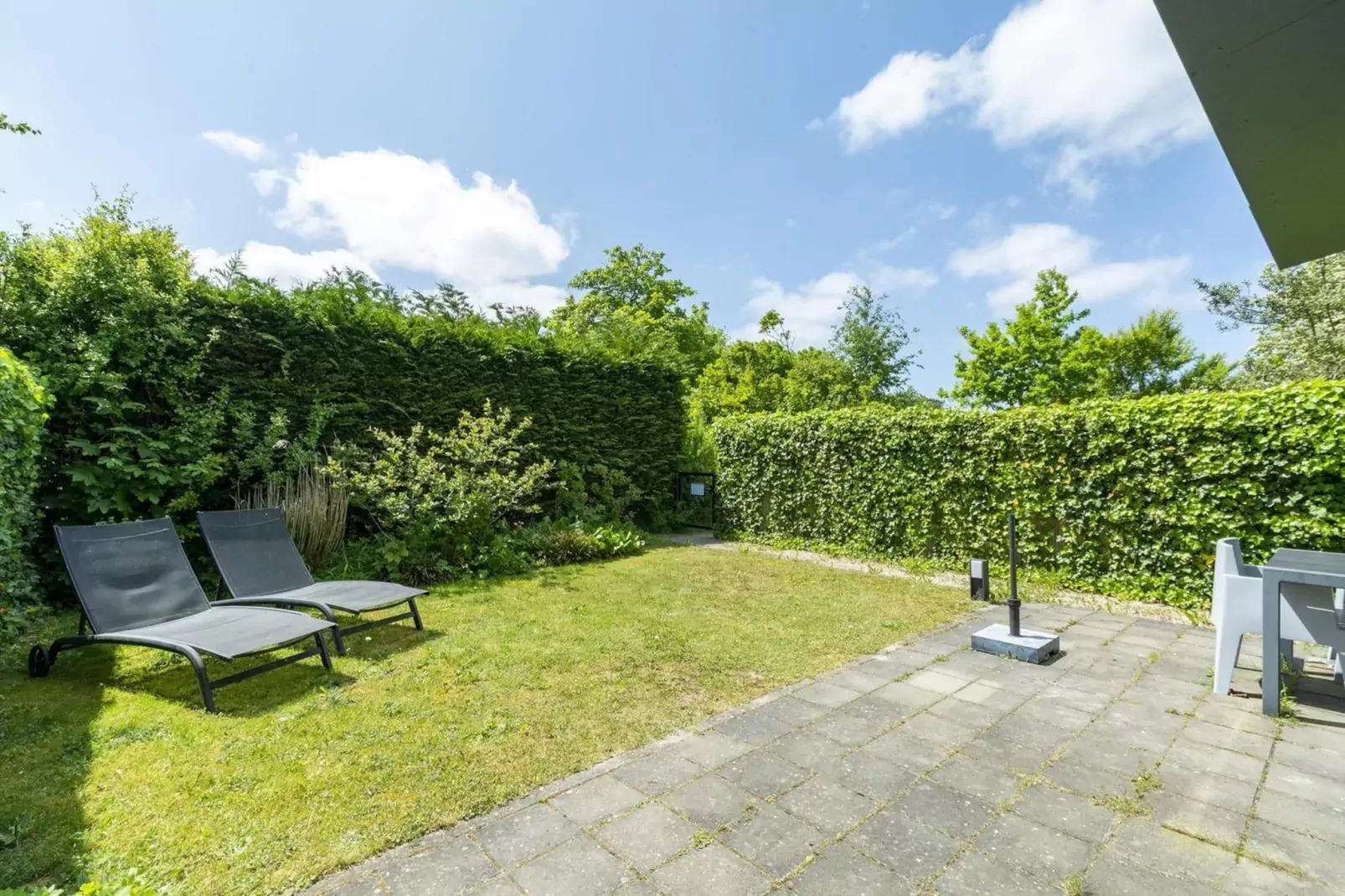 Strandhuis Uitwaayer-Jardin d'été
