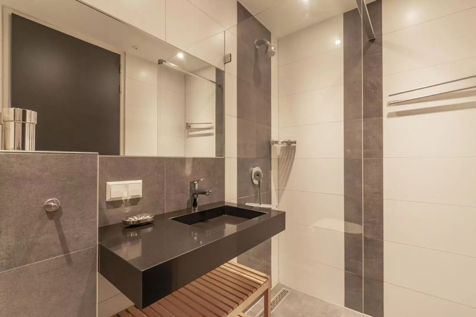 Strandhuis Uitwaayer-Salle de bain