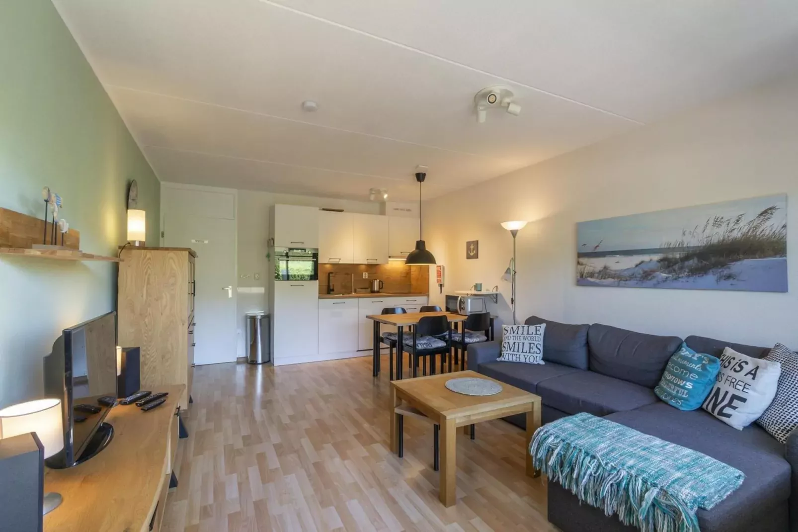 Beach Appartement 25-Living room